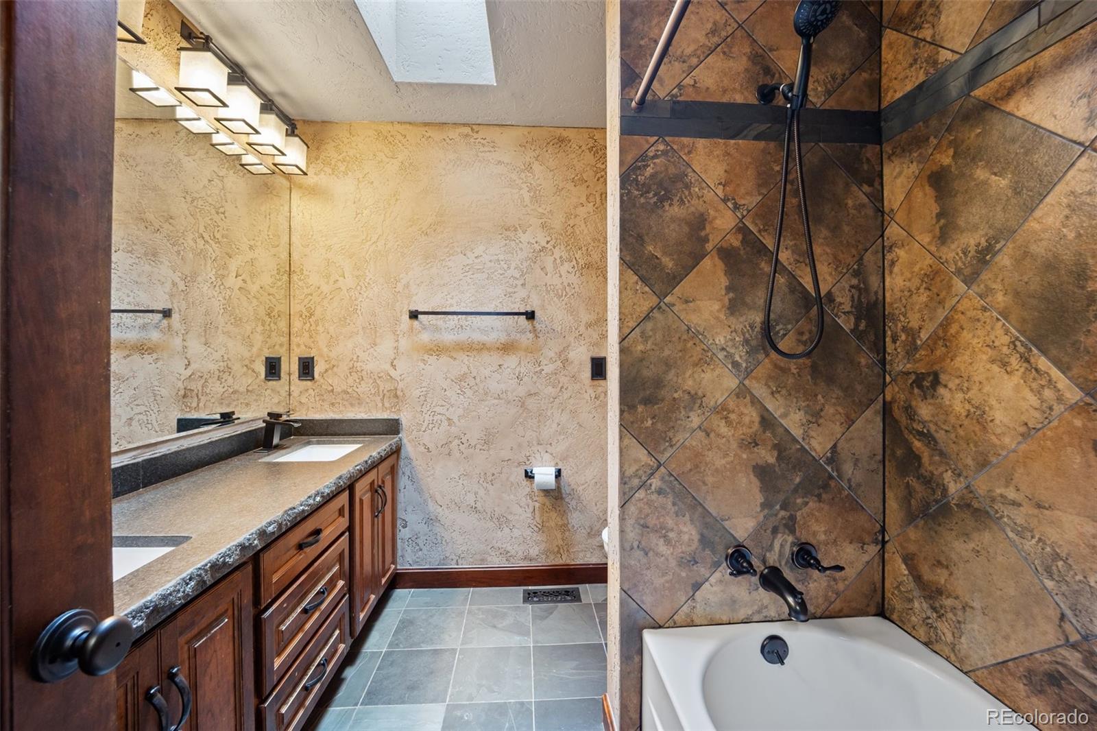 MLS Image #22 for 12570 w 60th avenue,arvada, Colorado
