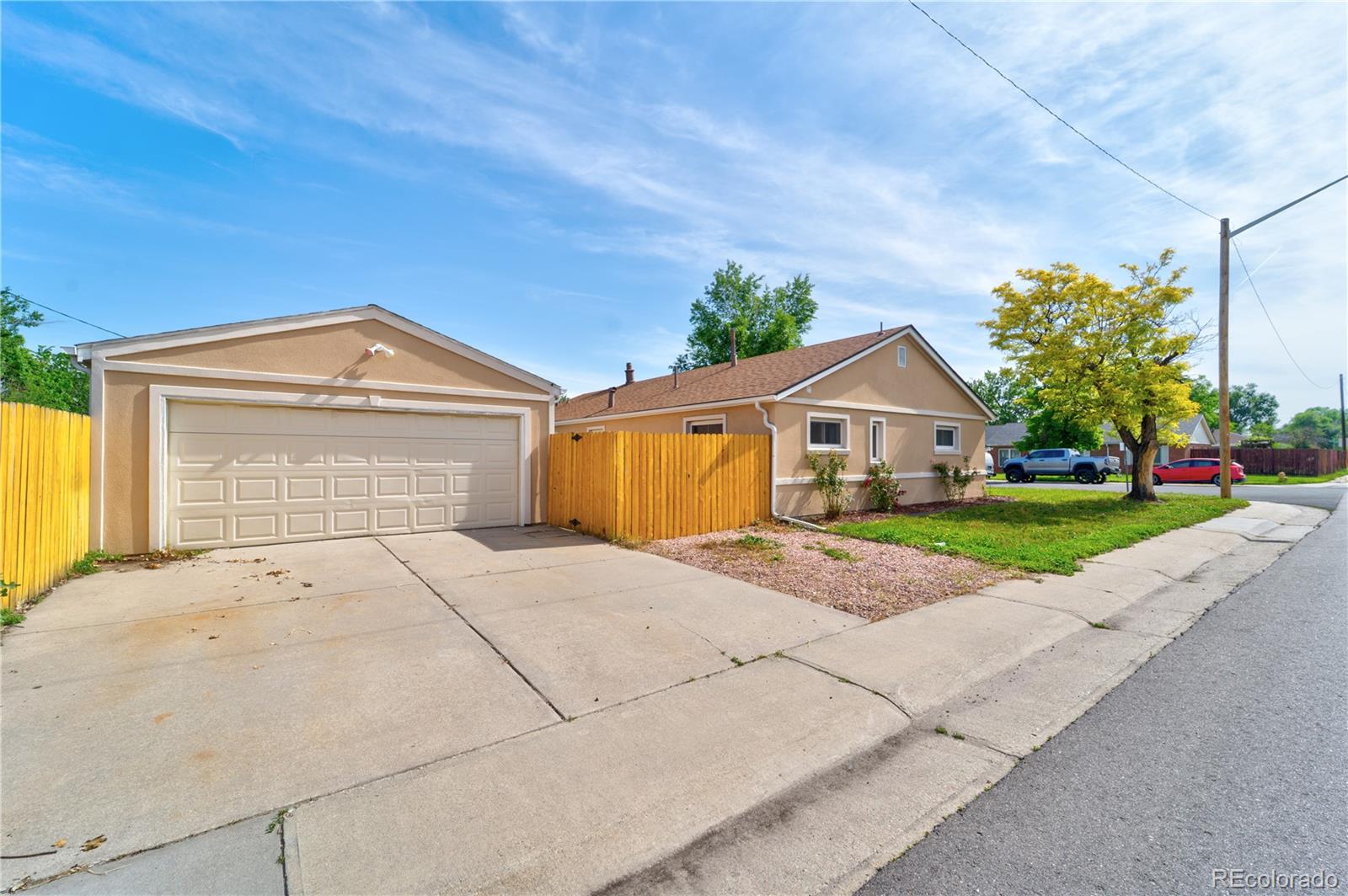 MLS Image #3 for 701  tucson ,aurora, Colorado