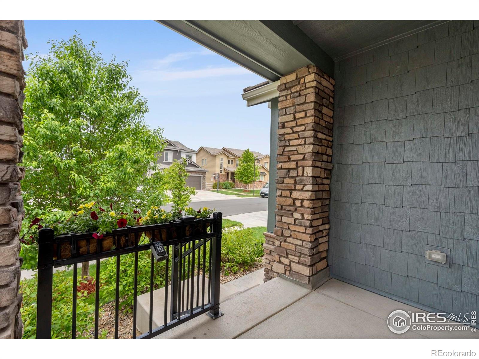 MLS Image #2 for 15998  humboldt peak drive,broomfield, Colorado