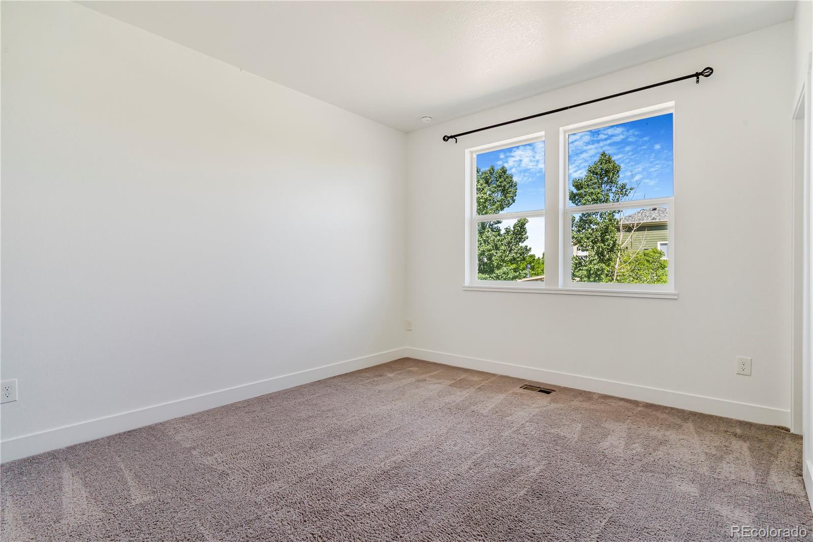 MLS Image #23 for 497  valley way,bennett, Colorado