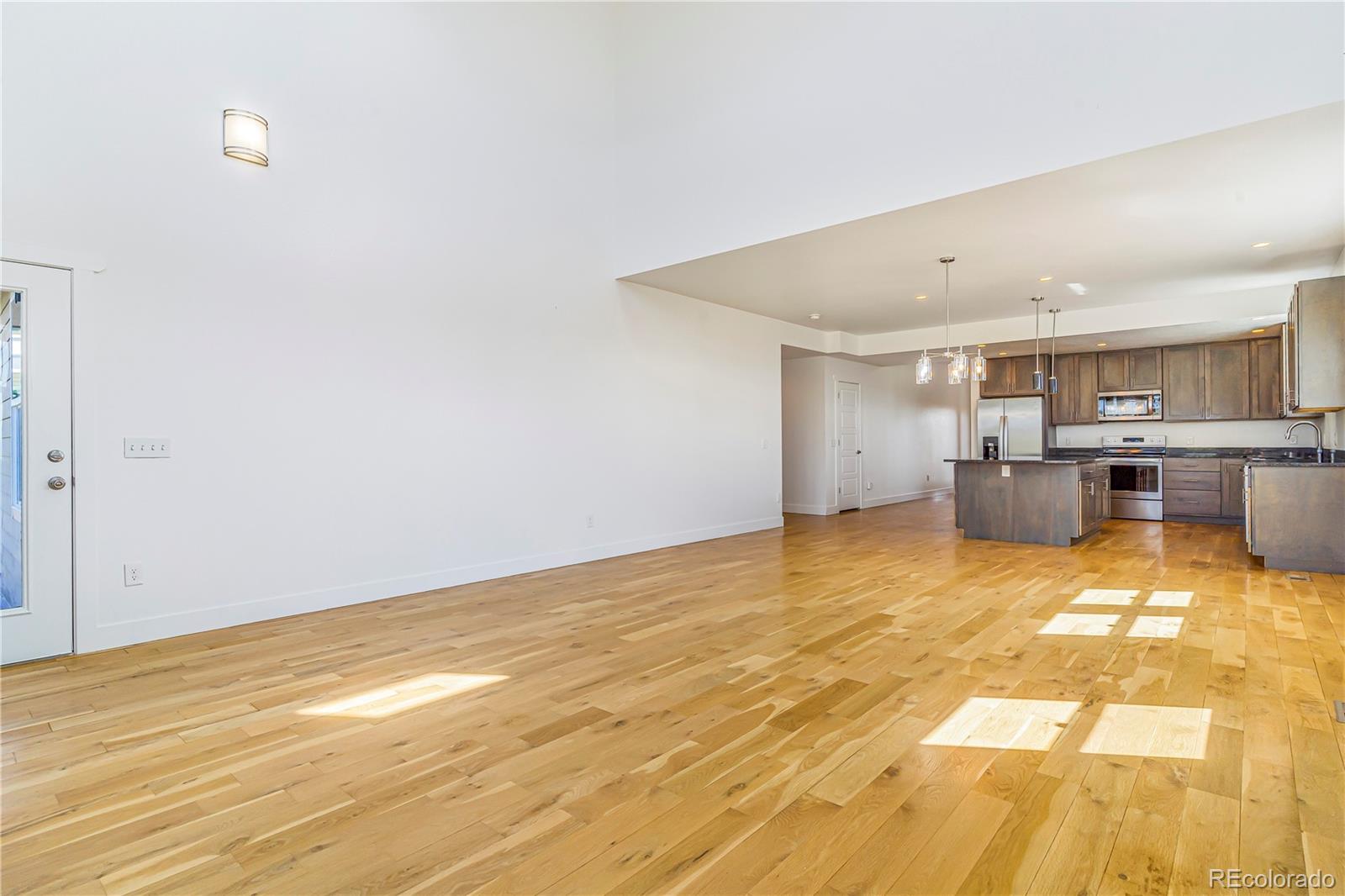 MLS Image #9 for 497  valley way,bennett, Colorado