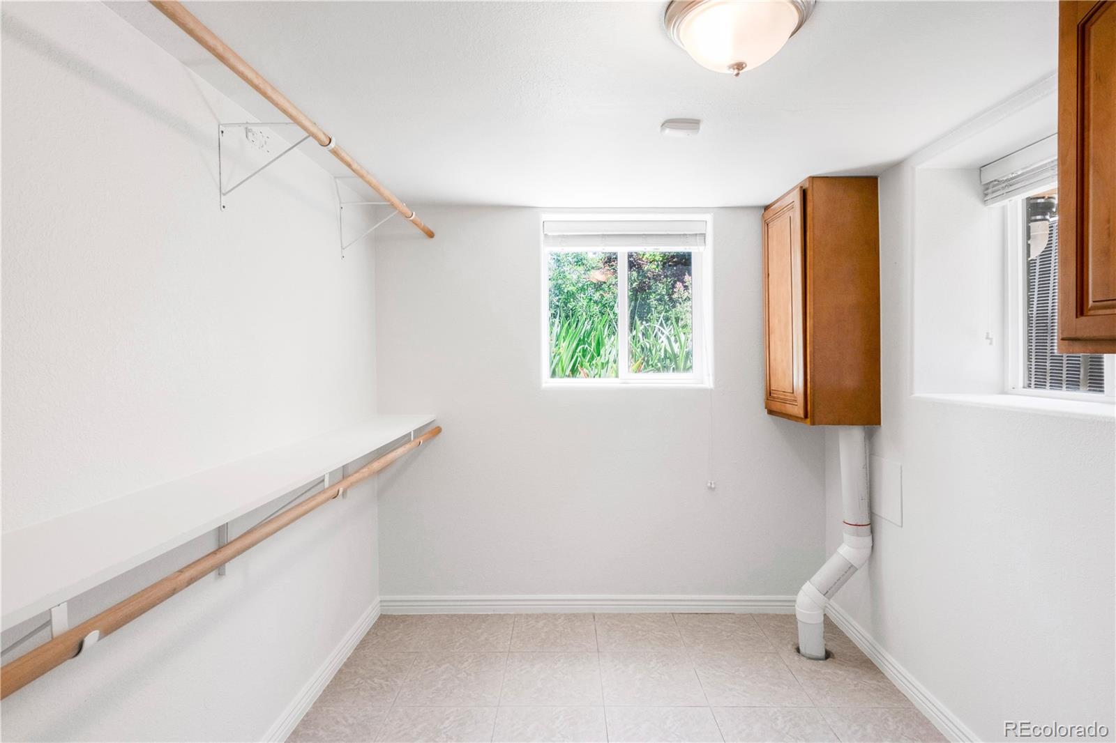 MLS Image #28 for 5044 w moncrieff place,denver, Colorado