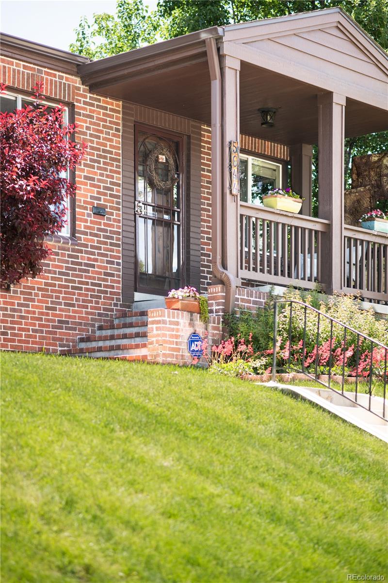 MLS Image #3 for 5044 w moncrieff place,denver, Colorado