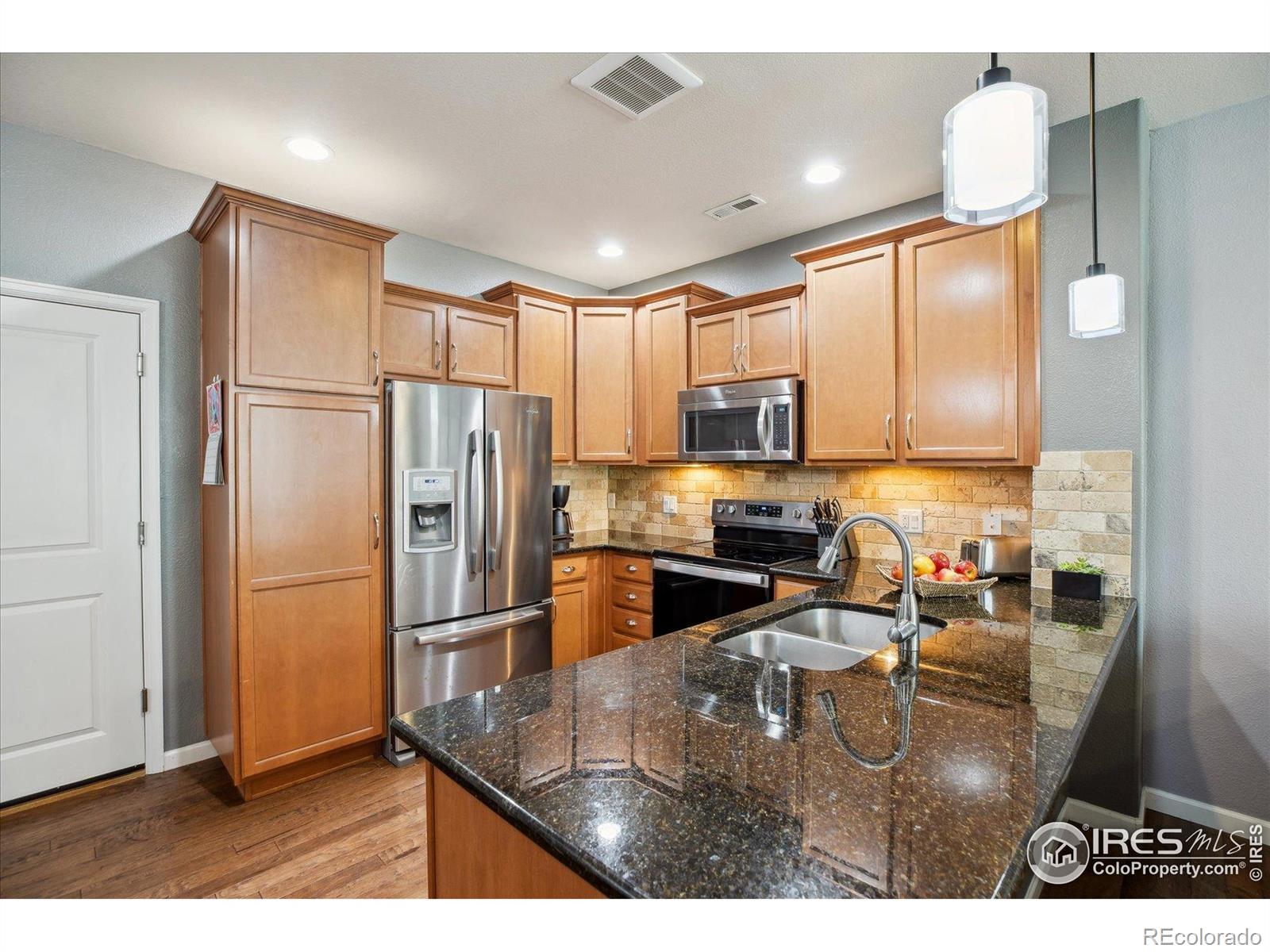 MLS Image #4 for 16031 w 63rd lane,arvada, Colorado