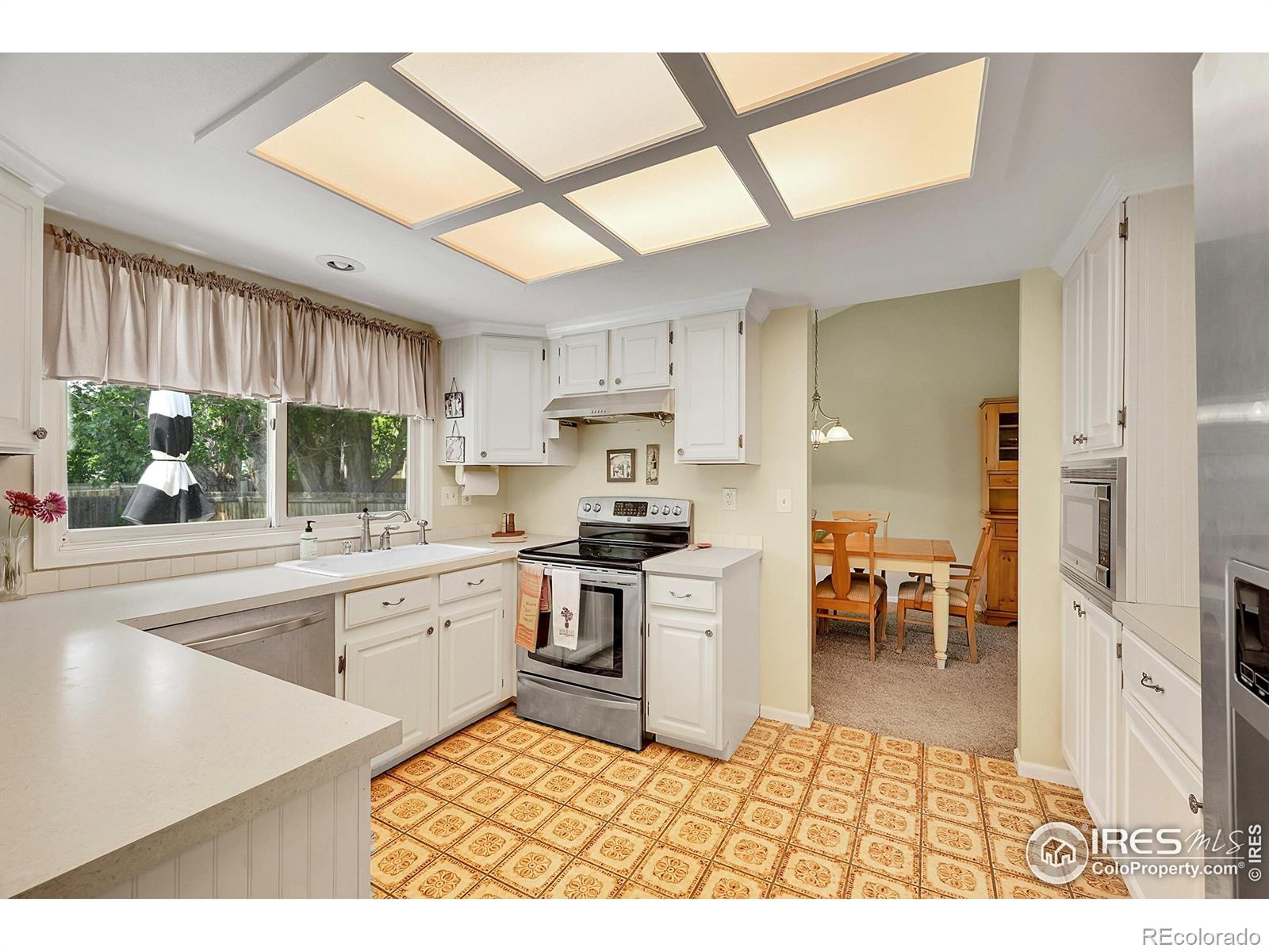 MLS Image #11 for 1731  ticonderoga drive,fort collins, Colorado