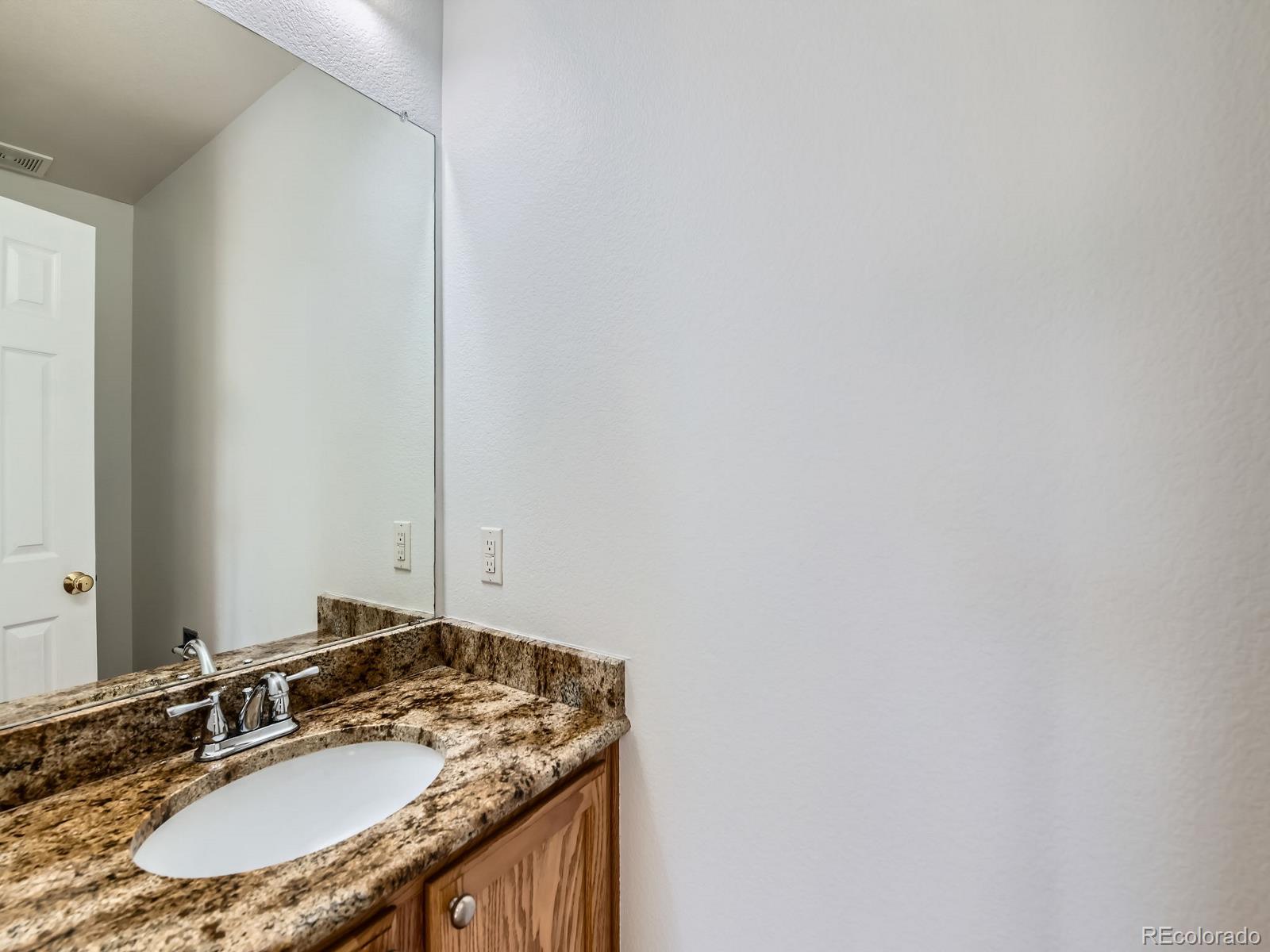 MLS Image #13 for 13472  columbine circle,thornton, Colorado
