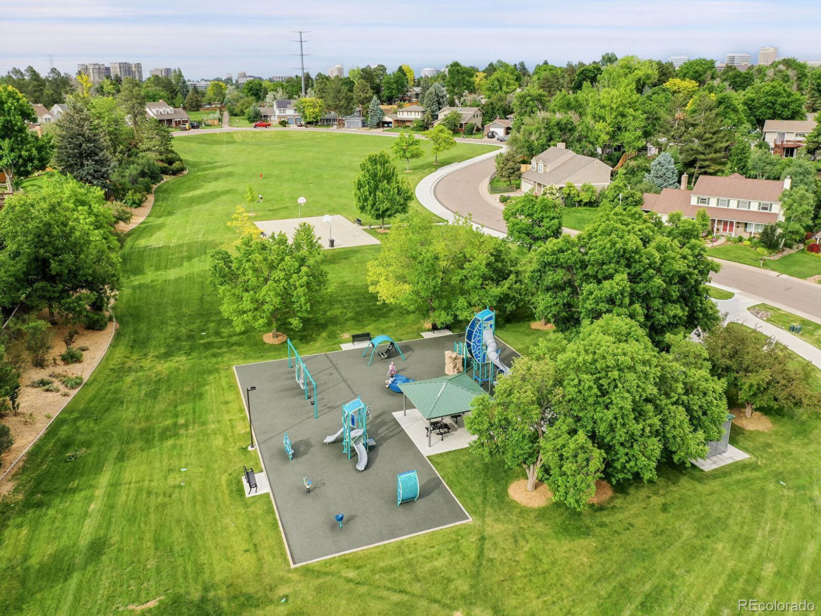 MLS Image #37 for 6359 s locust way,centennial, Colorado