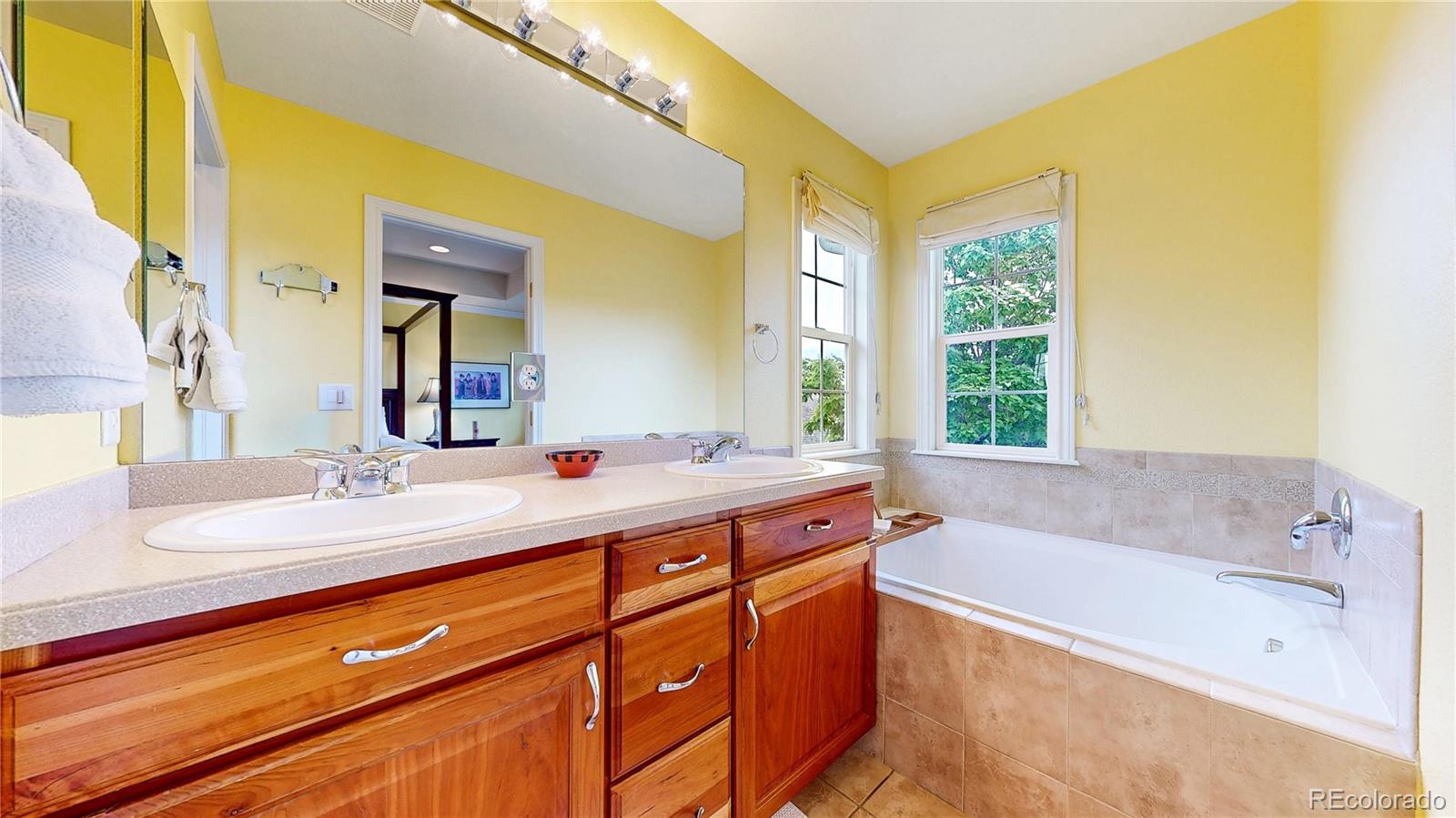 MLS Image #22 for 2334  yosemite street,denver, Colorado