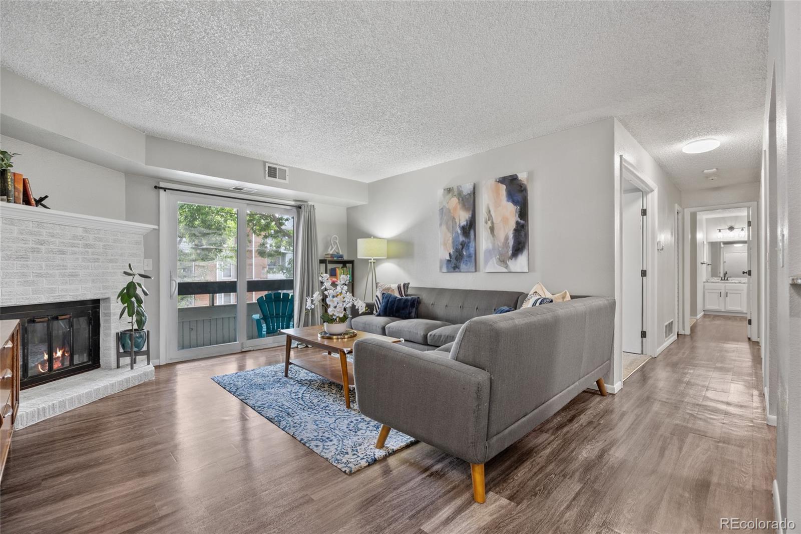 MLS Image #3 for 14435 e 1st drive b2,aurora, Colorado