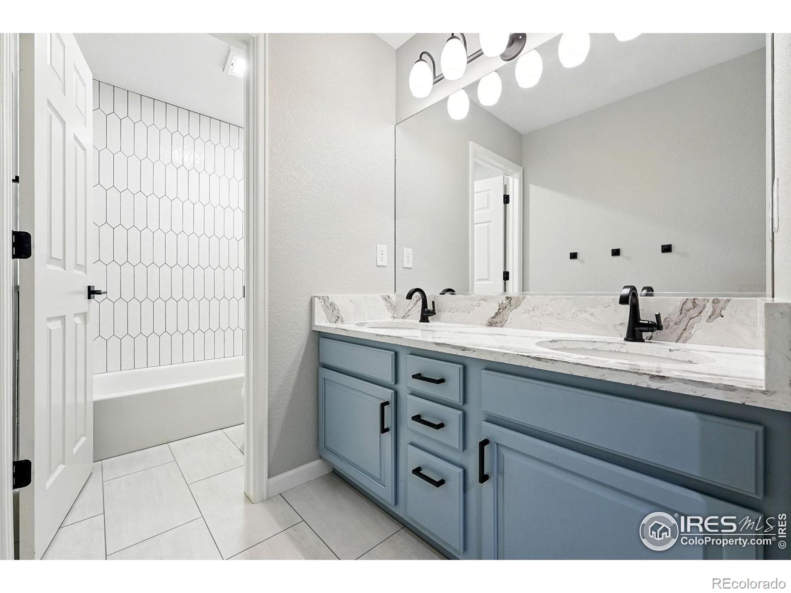 MLS Image #26 for 2133  indian peaks circle,longmont, Colorado