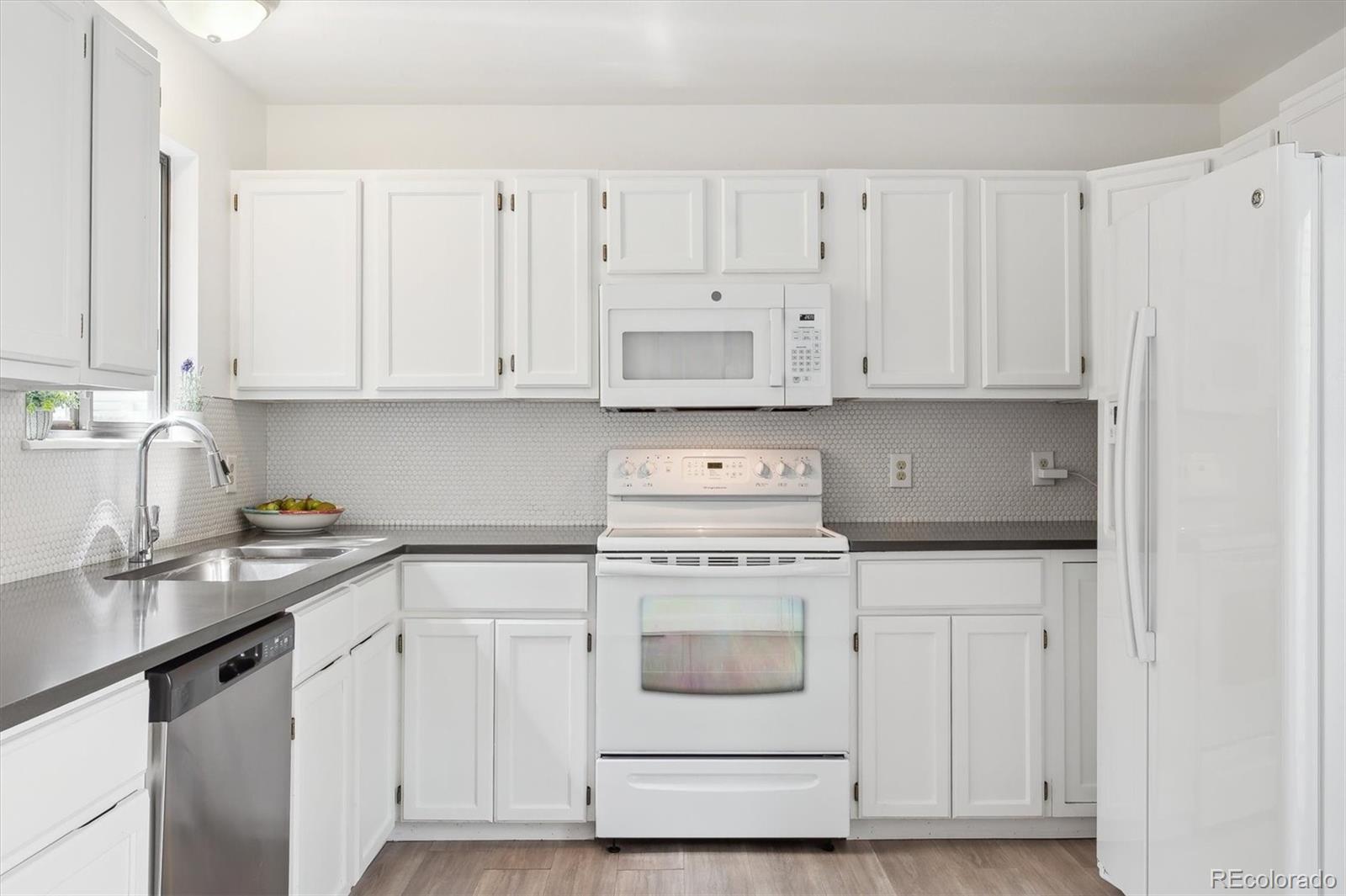 MLS Image #10 for 15942 e rice place,aurora, Colorado