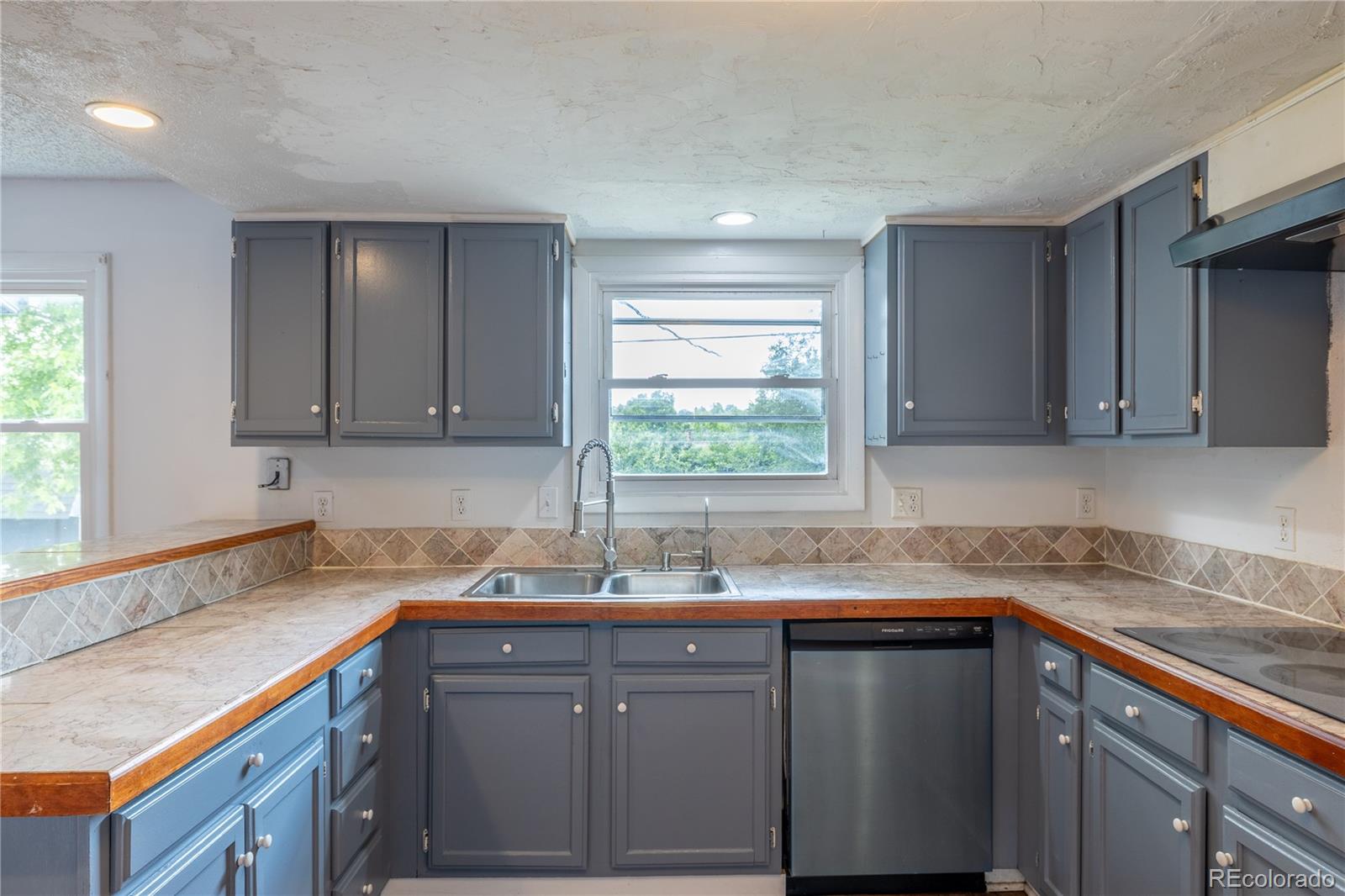 MLS Image #7 for 7431  webster street,arvada, Colorado