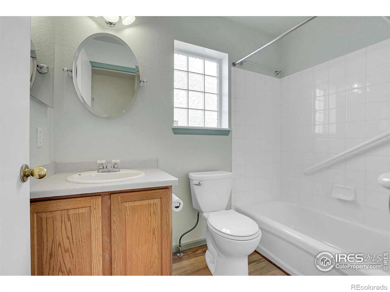 MLS Image #19 for 20764 e 47th avenue,denver, Colorado