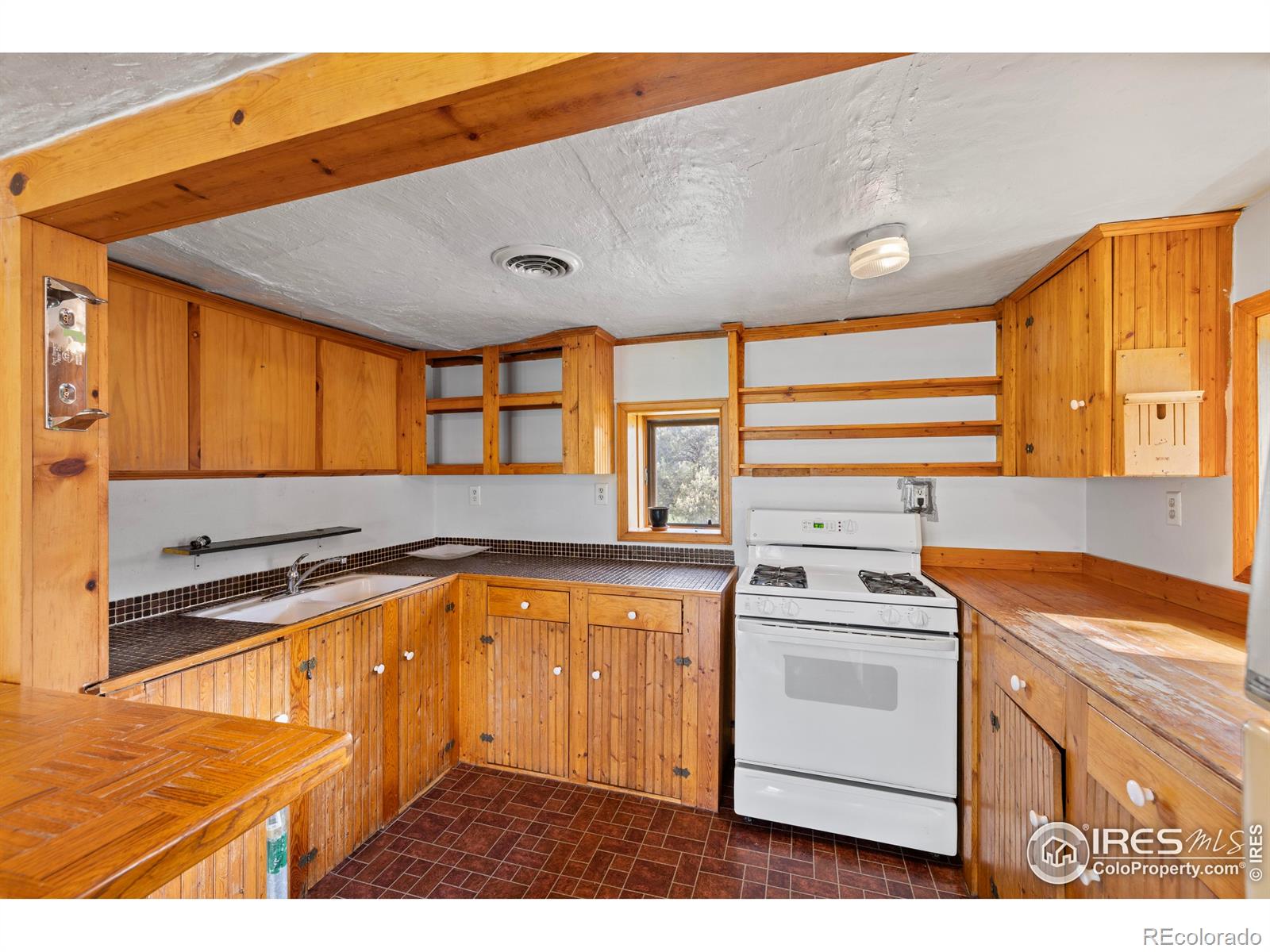 MLS Image #5 for 315 n hollywood street,fort collins, Colorado