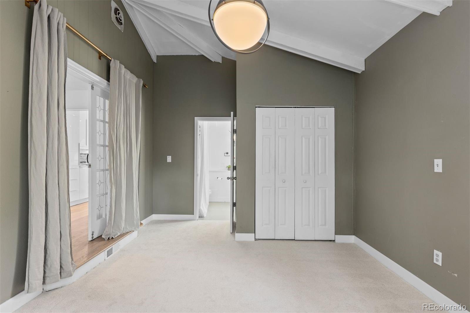 MLS Image #23 for 3209 e yale way,denver, Colorado