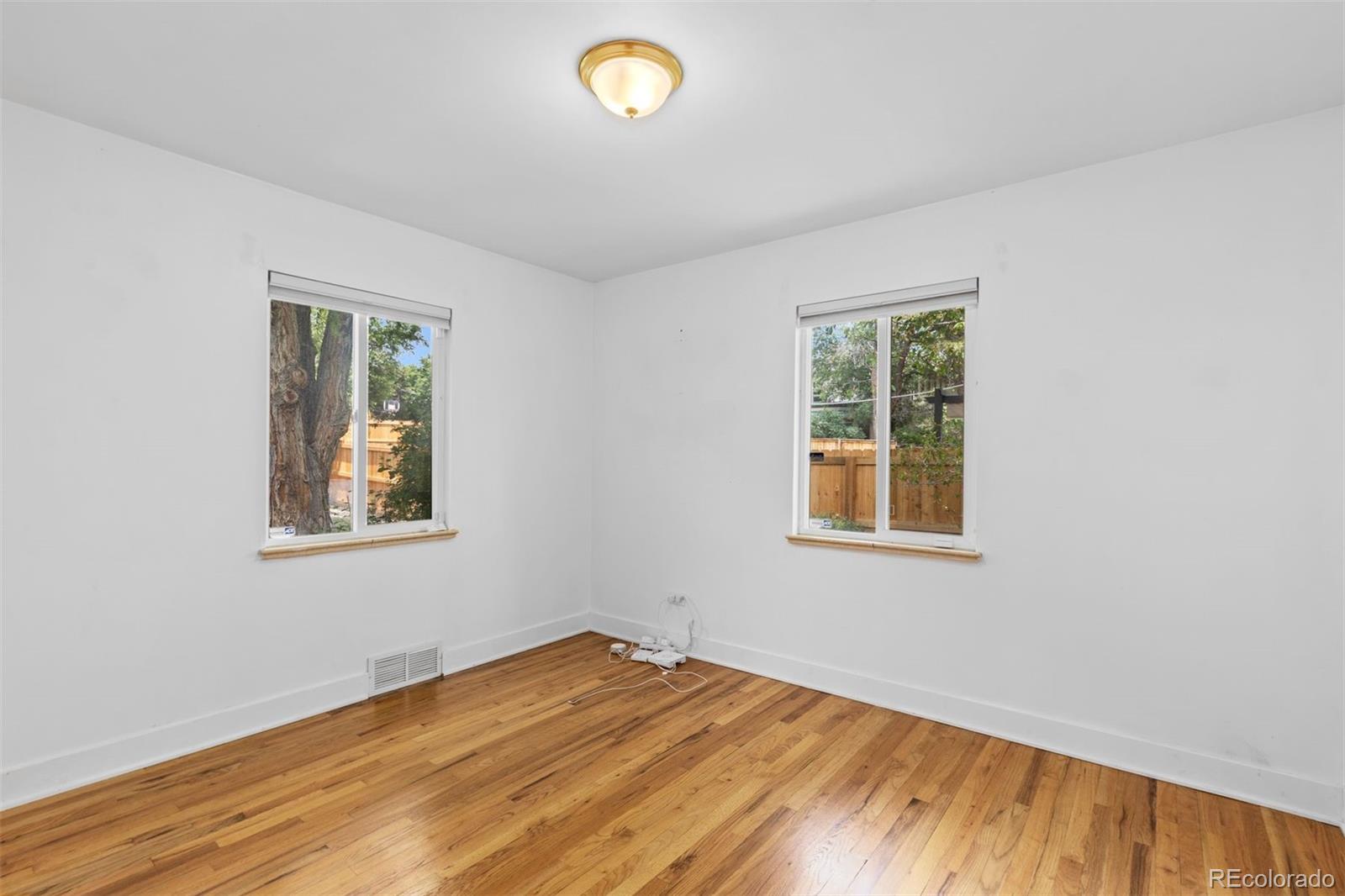 MLS Image #30 for 3209 e yale way,denver, Colorado