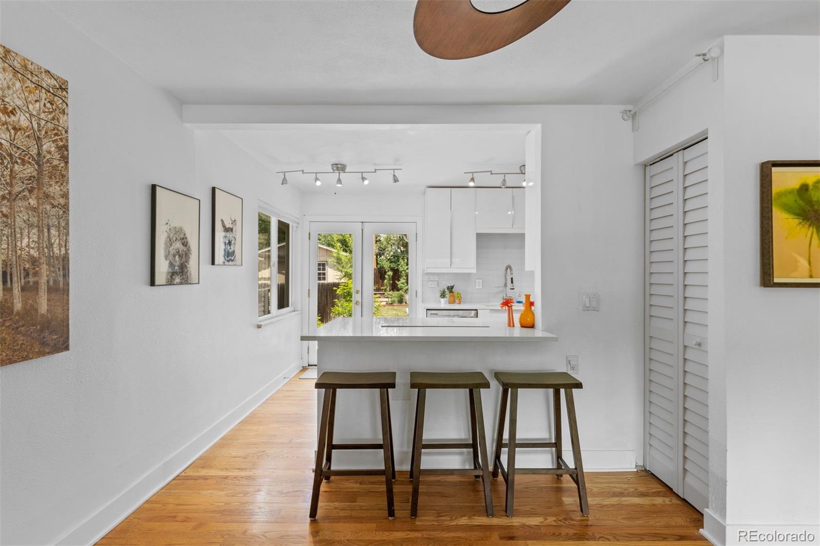 MLS Image #9 for 3209 e yale way,denver, Colorado