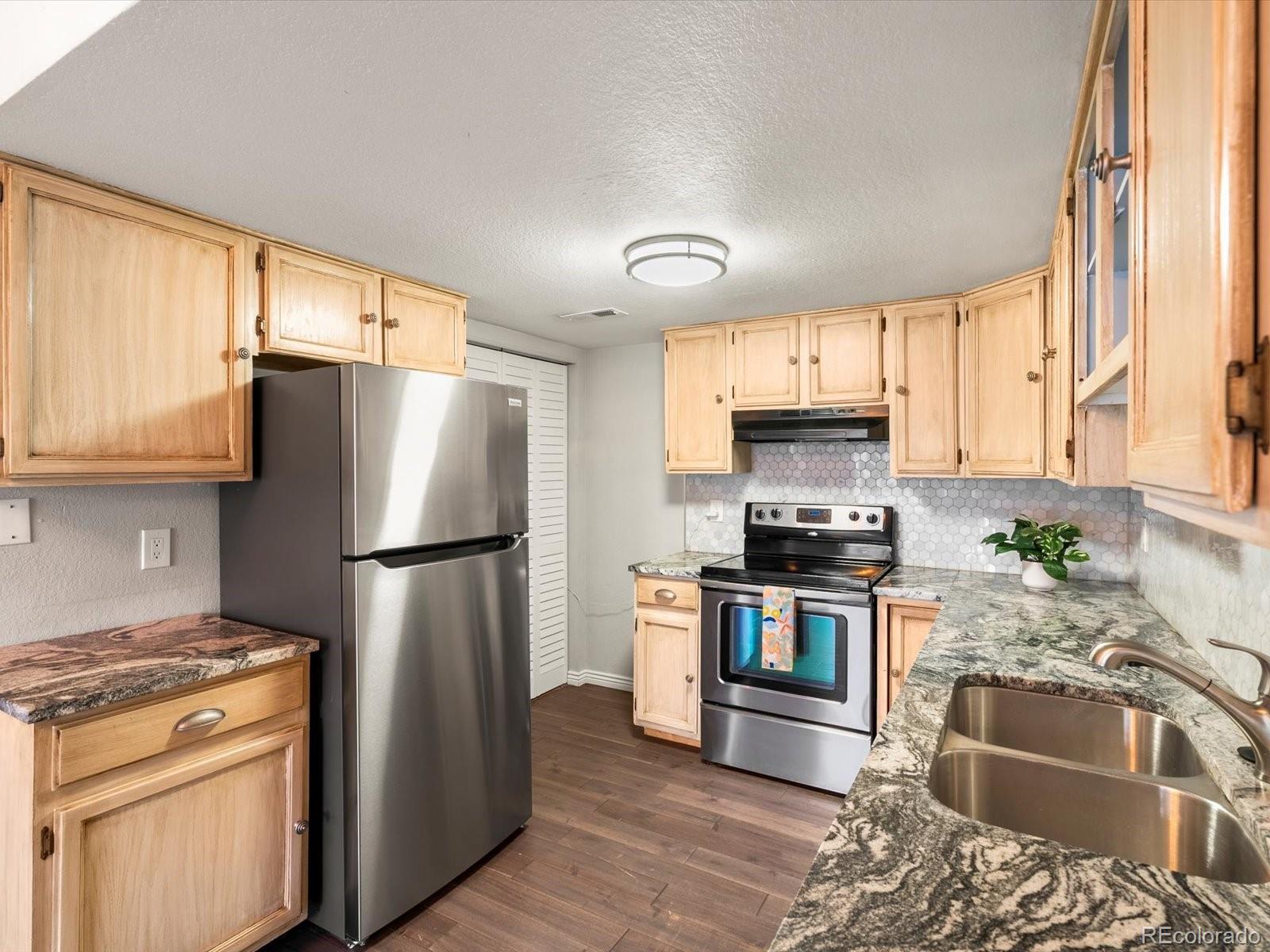 MLS Image #13 for 12599  elm street,thornton, Colorado