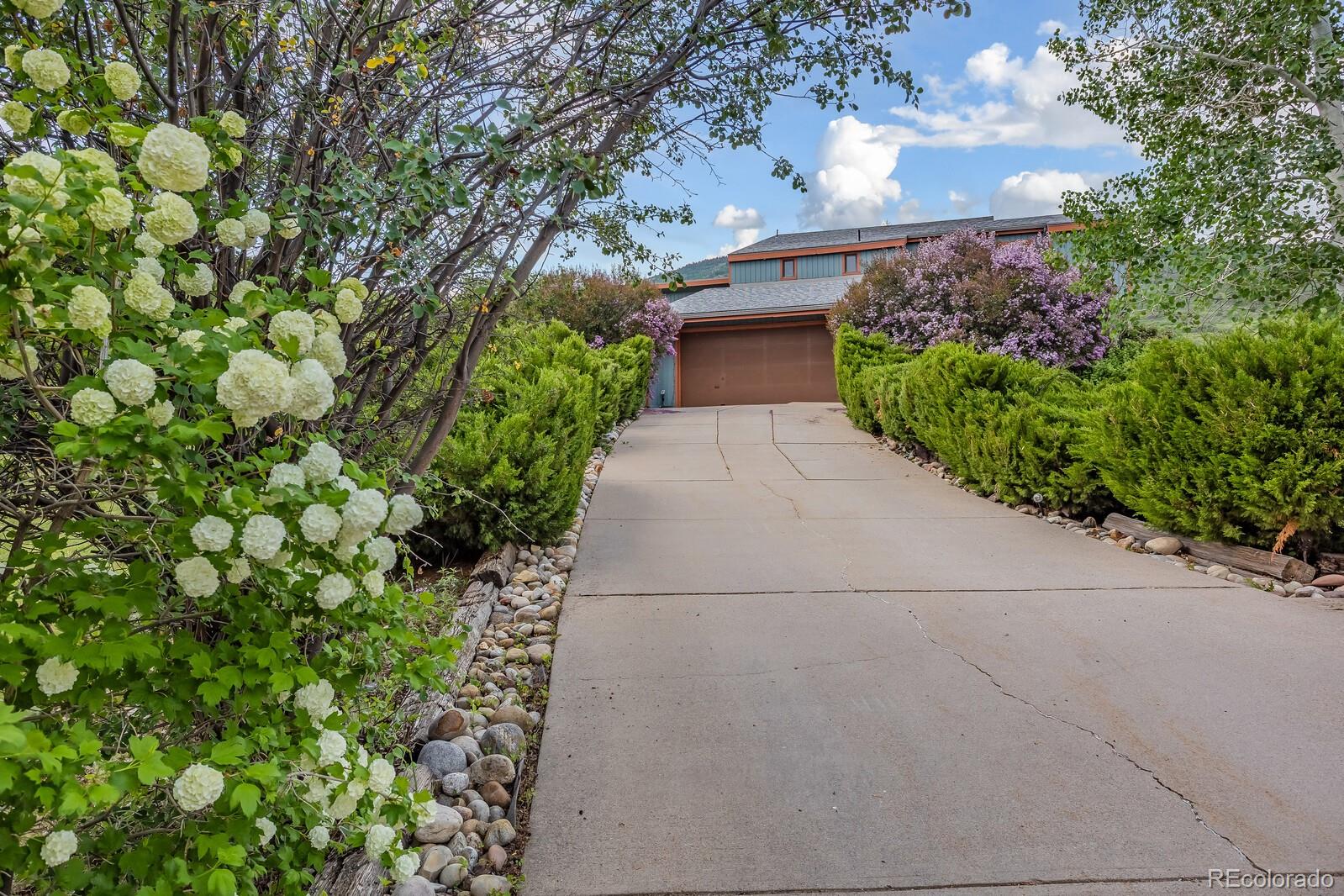 MLS Image #2 for 112 w sunlight court,glenwood springs, Colorado