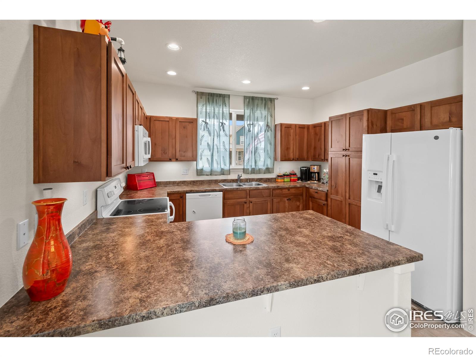 MLS Image #7 for 4406  big horn parkway,johnstown, Colorado
