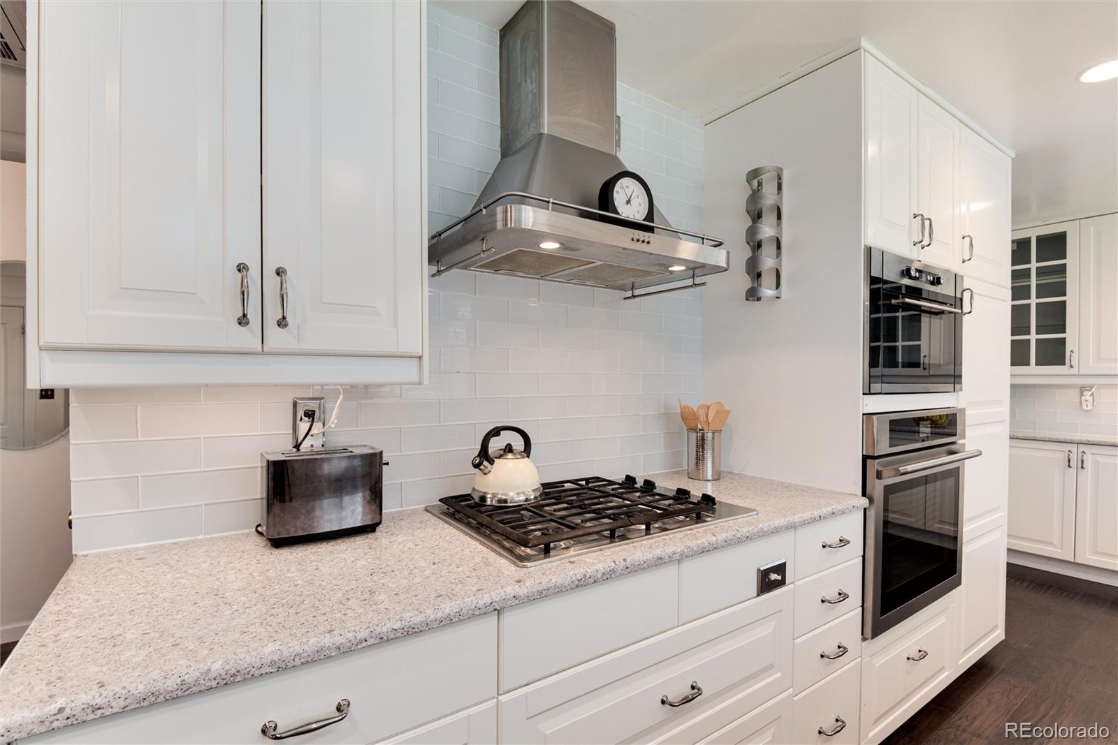 MLS Image #22 for 6666 s pennsylvania street,centennial, Colorado