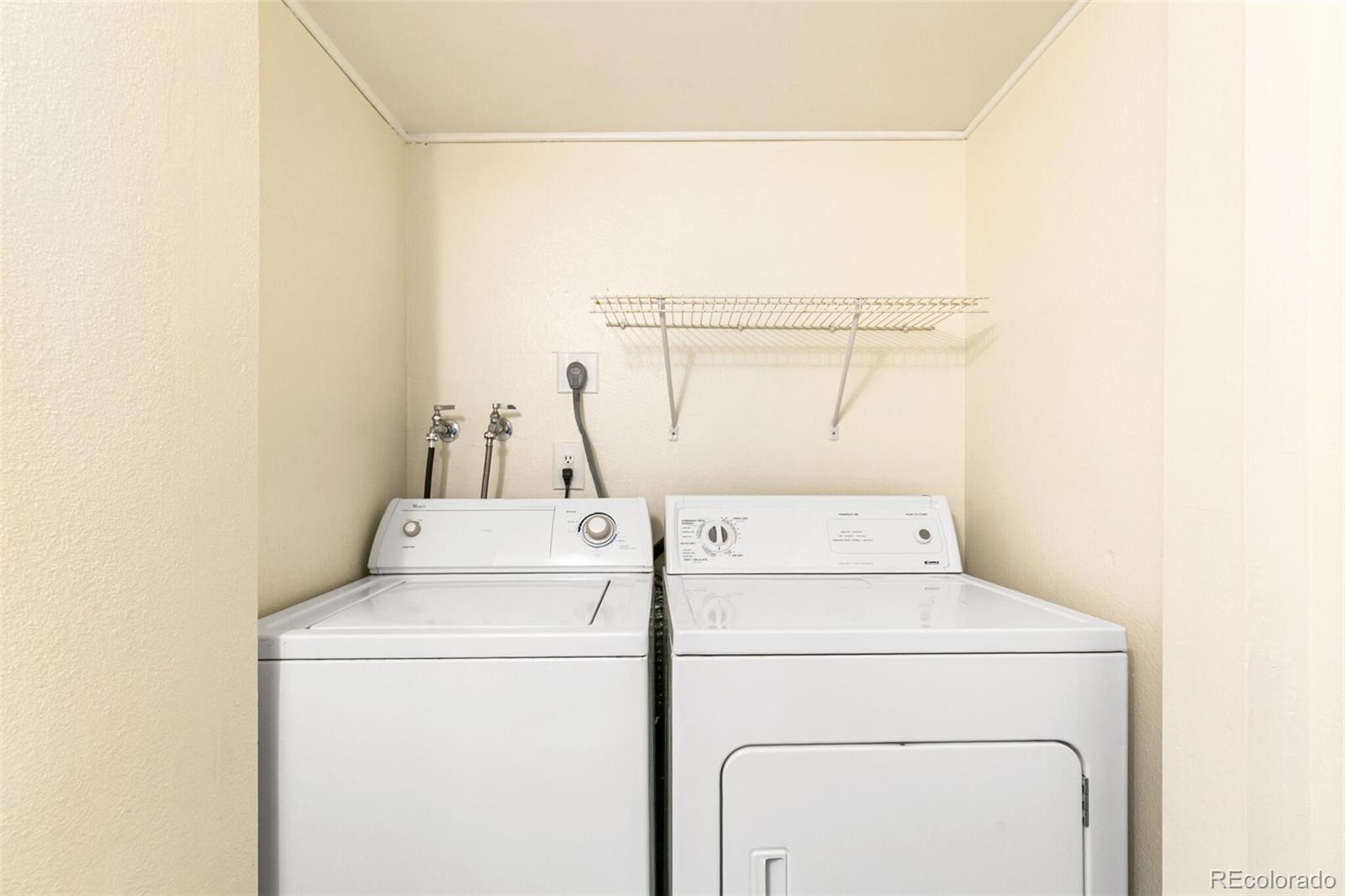 MLS Image #16 for 1250 s monaco parkway,denver, Colorado