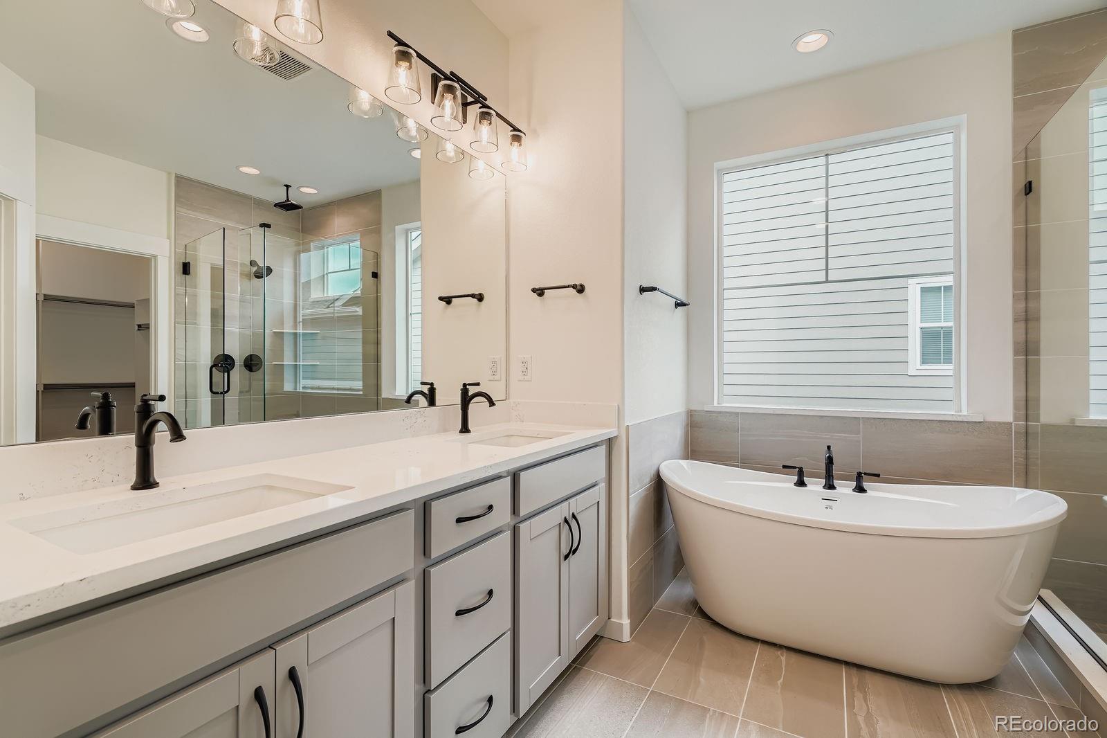 MLS Image #14 for 8925 s riviera way,aurora, Colorado
