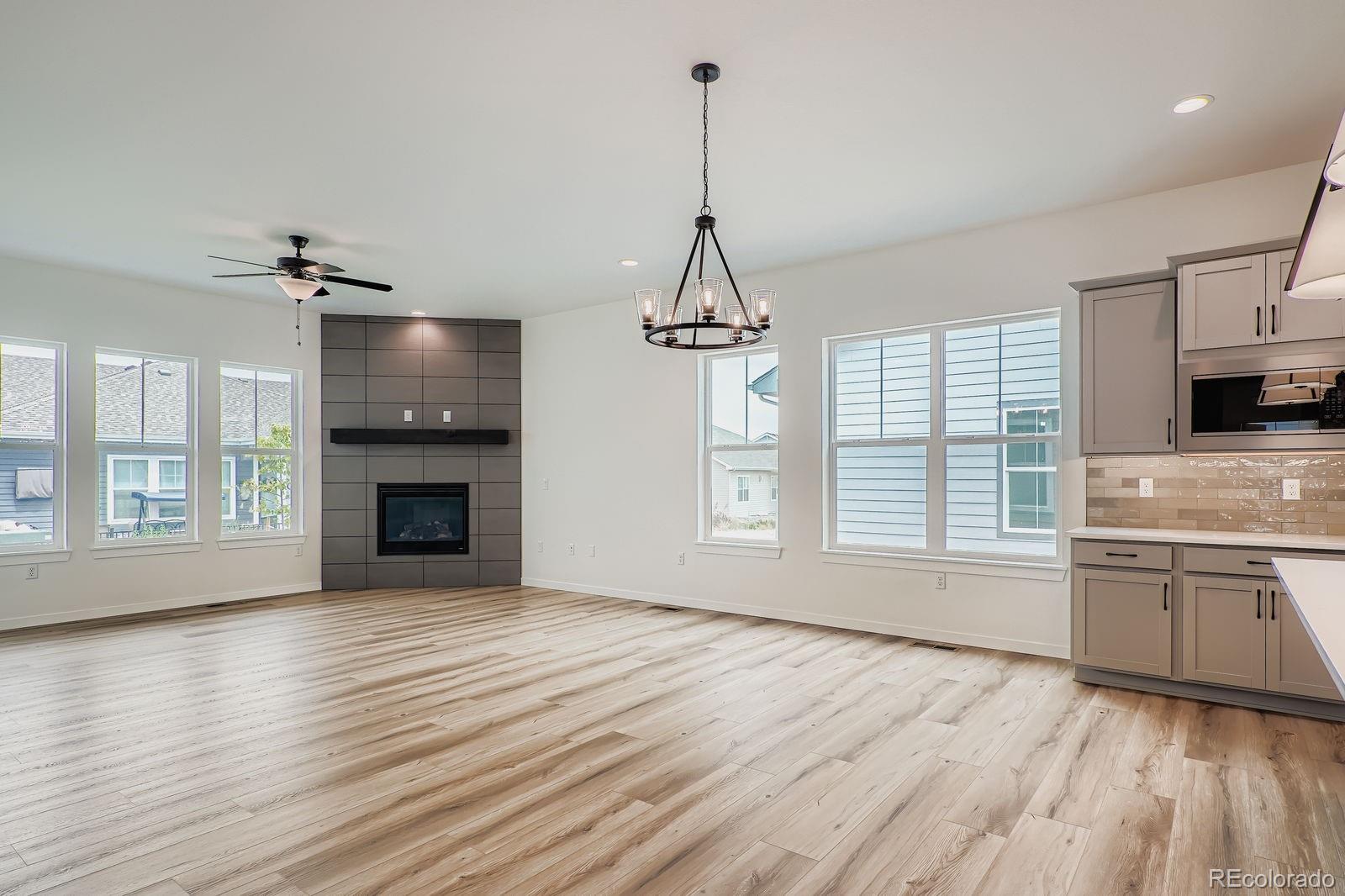 MLS Image #7 for 8925 s riviera way,aurora, Colorado