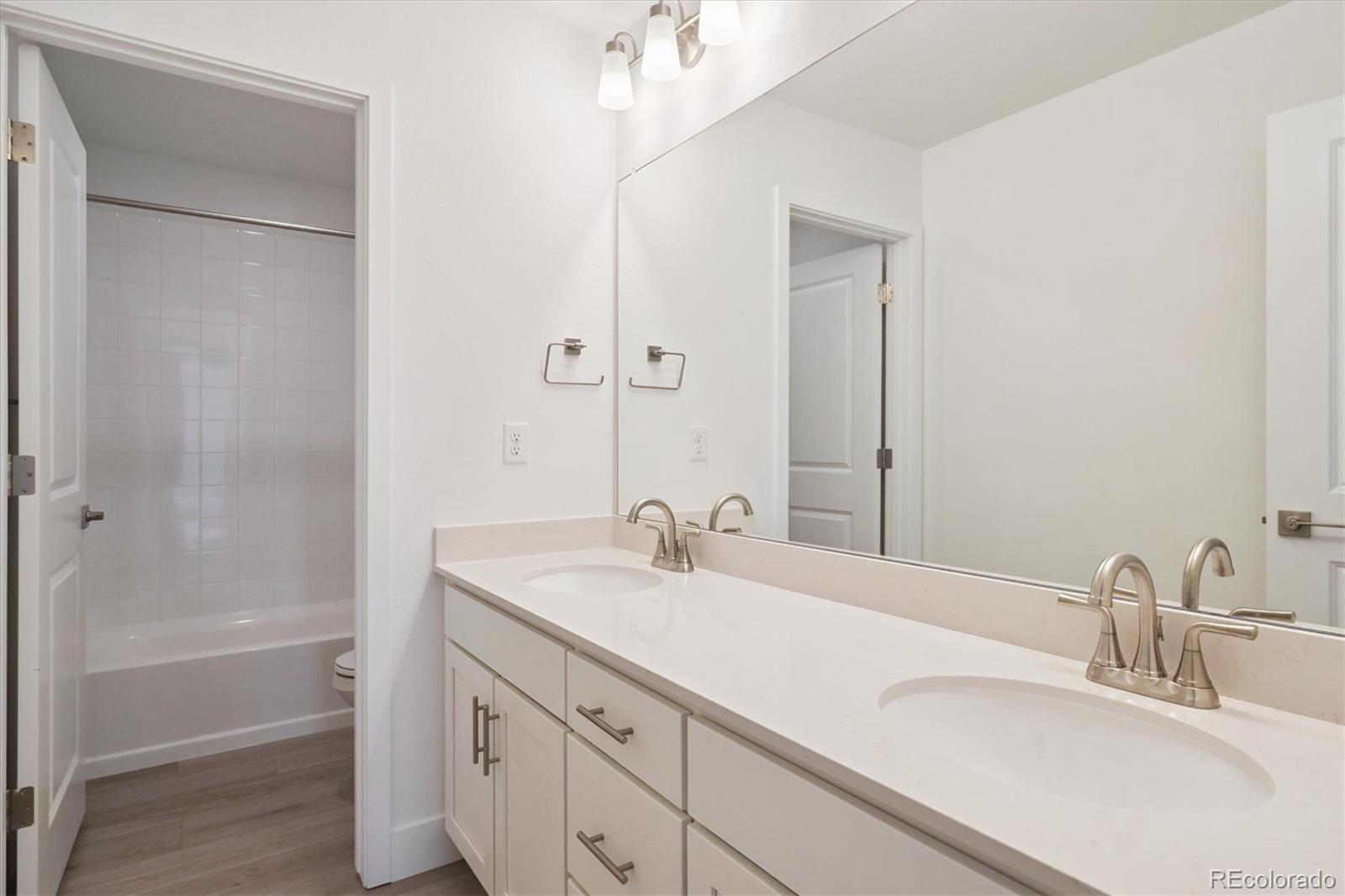 MLS Image #12 for 8338  snake river street,littleton, Colorado