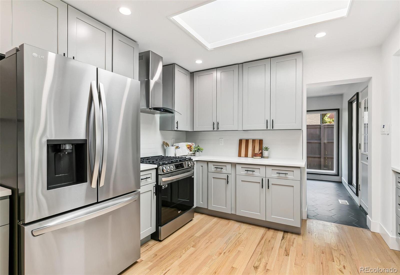 MLS Image #10 for 3519 s holly street,denver, Colorado