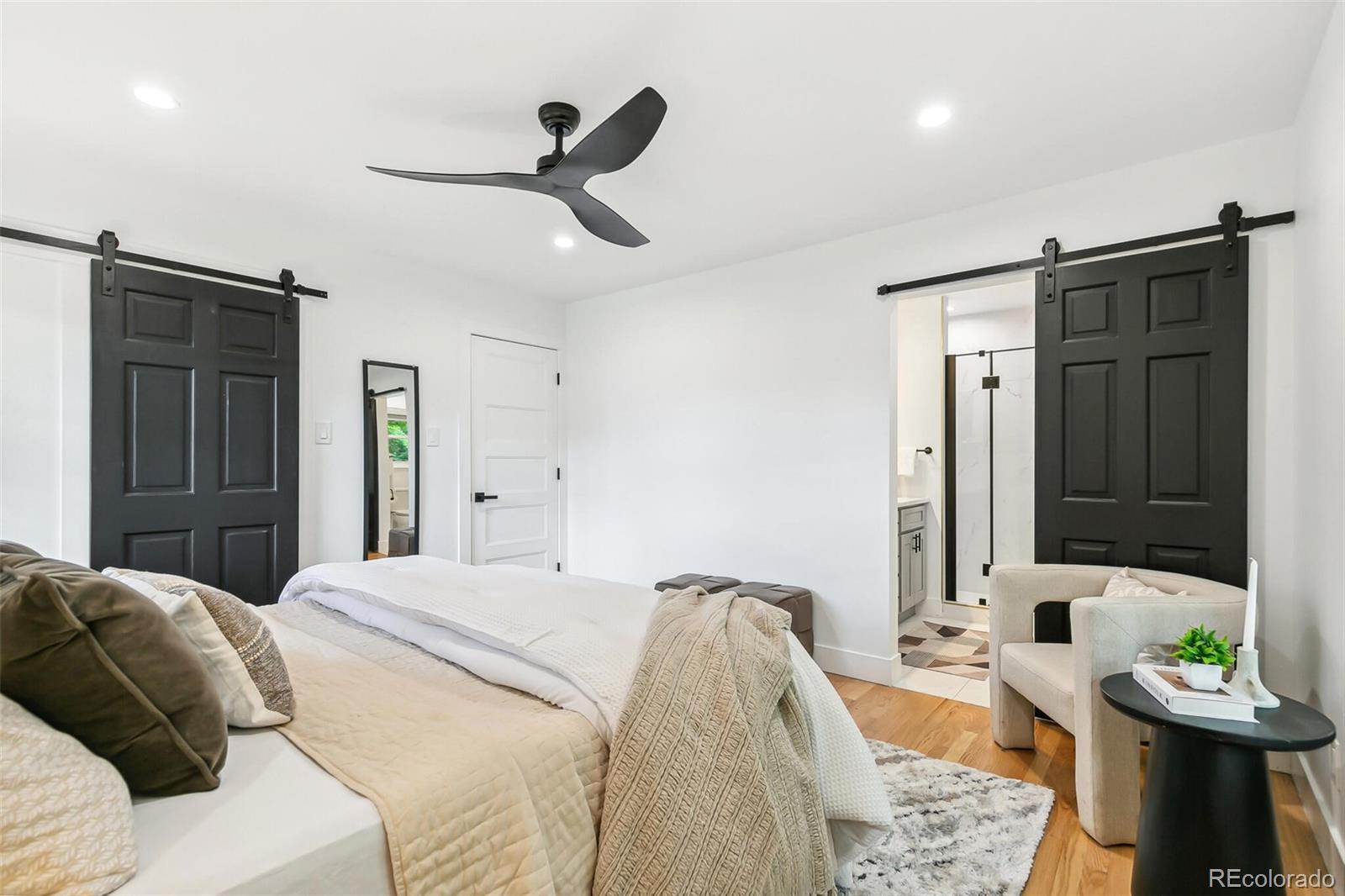 MLS Image #17 for 3519 s holly street,denver, Colorado