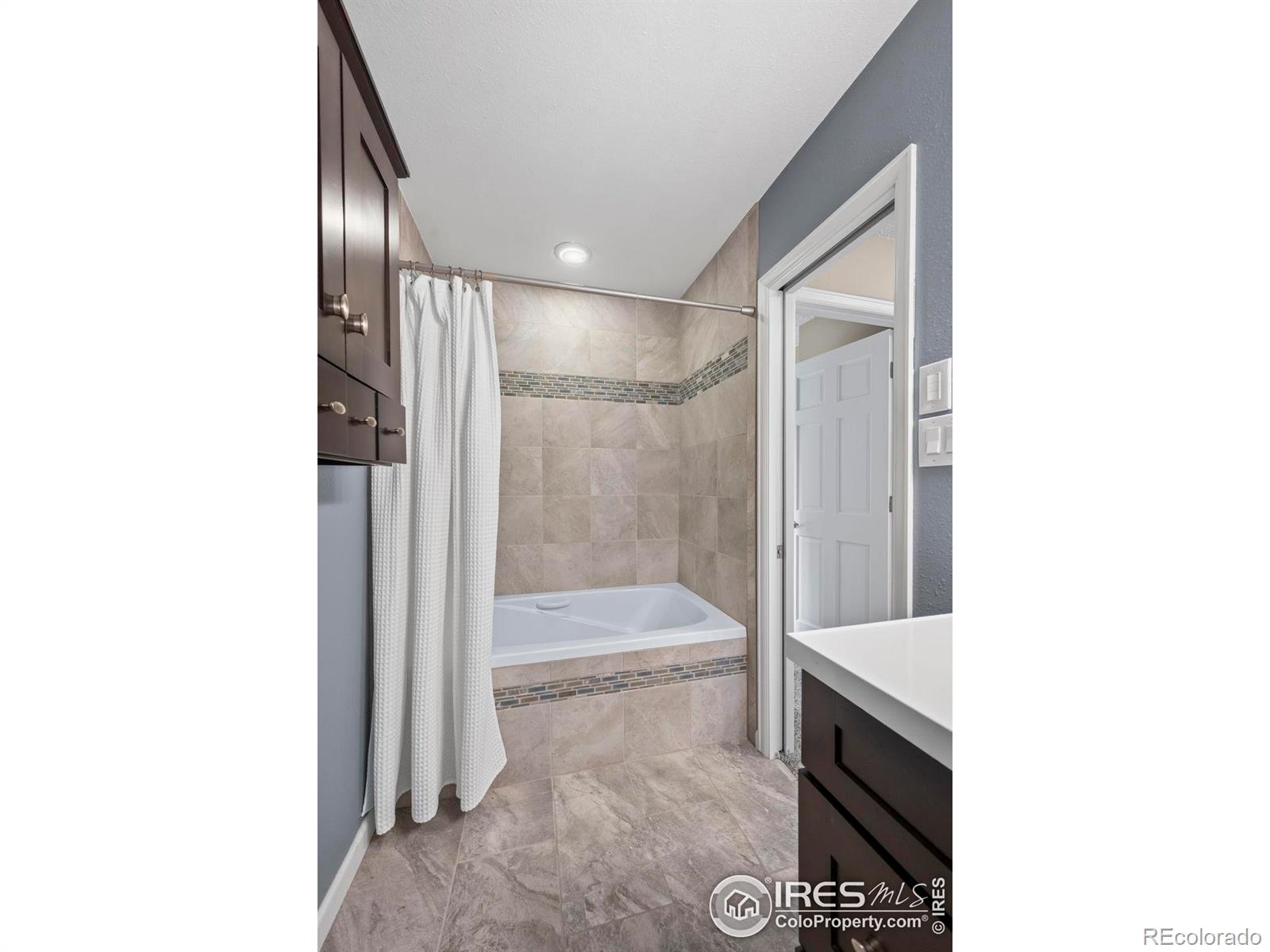 MLS Image #26 for 7409  mount meeker road,longmont, Colorado