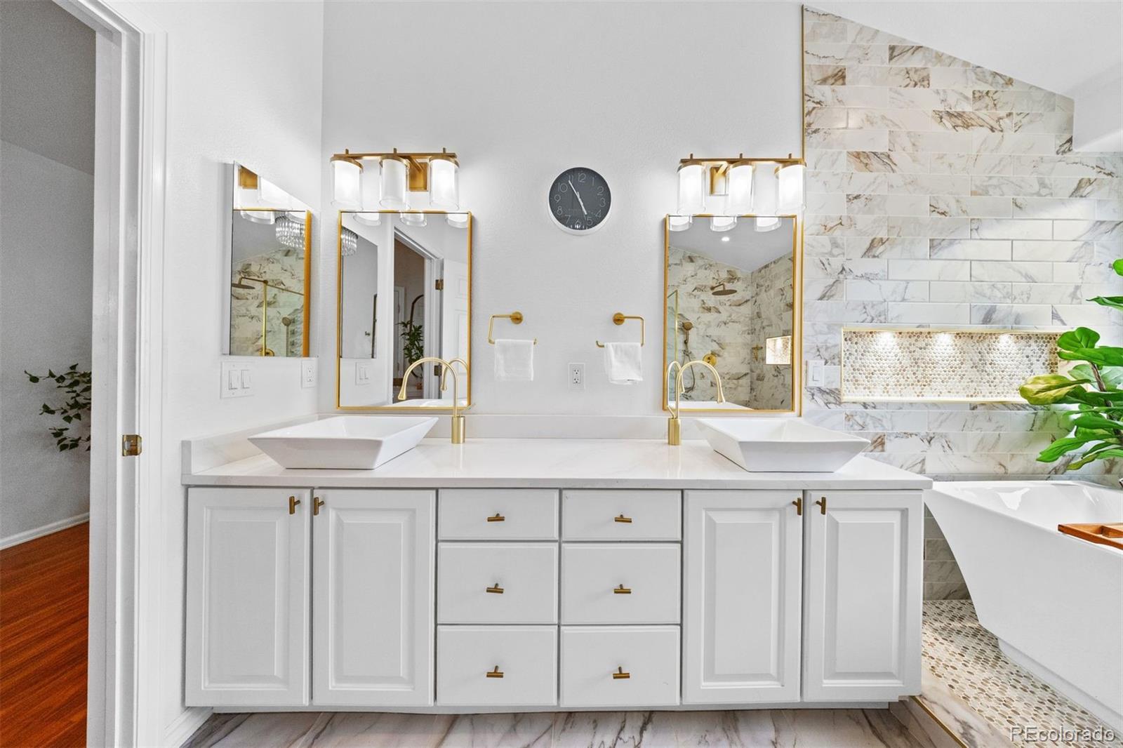 MLS Image #9 for 6427 s tibet street,aurora, Colorado