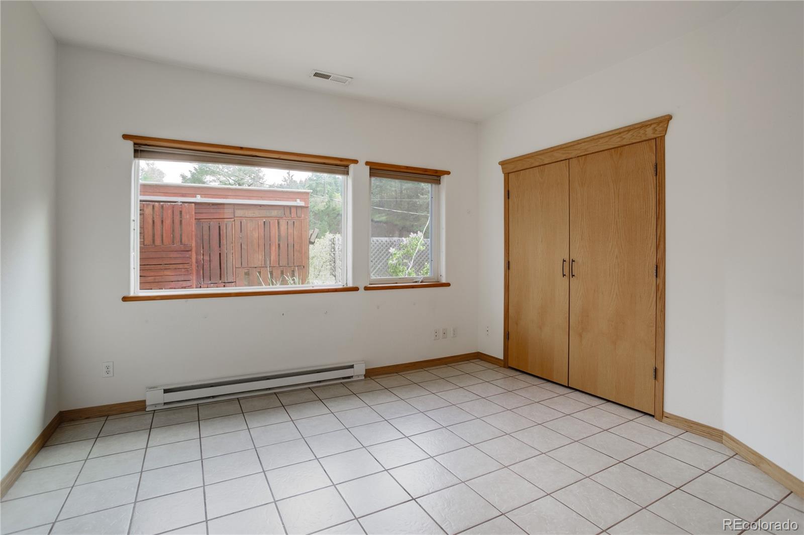 MLS Image #19 for 11220 s deer creek road,littleton, Colorado