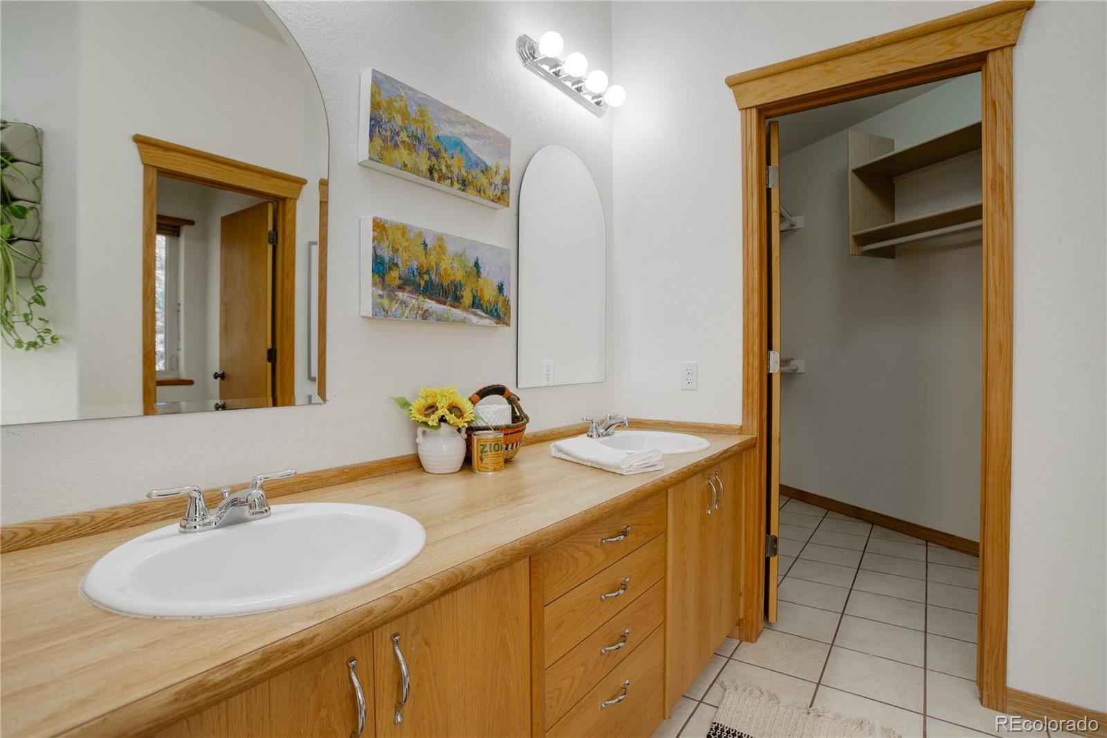 MLS Image #22 for 11220 s deer creek road,littleton, Colorado