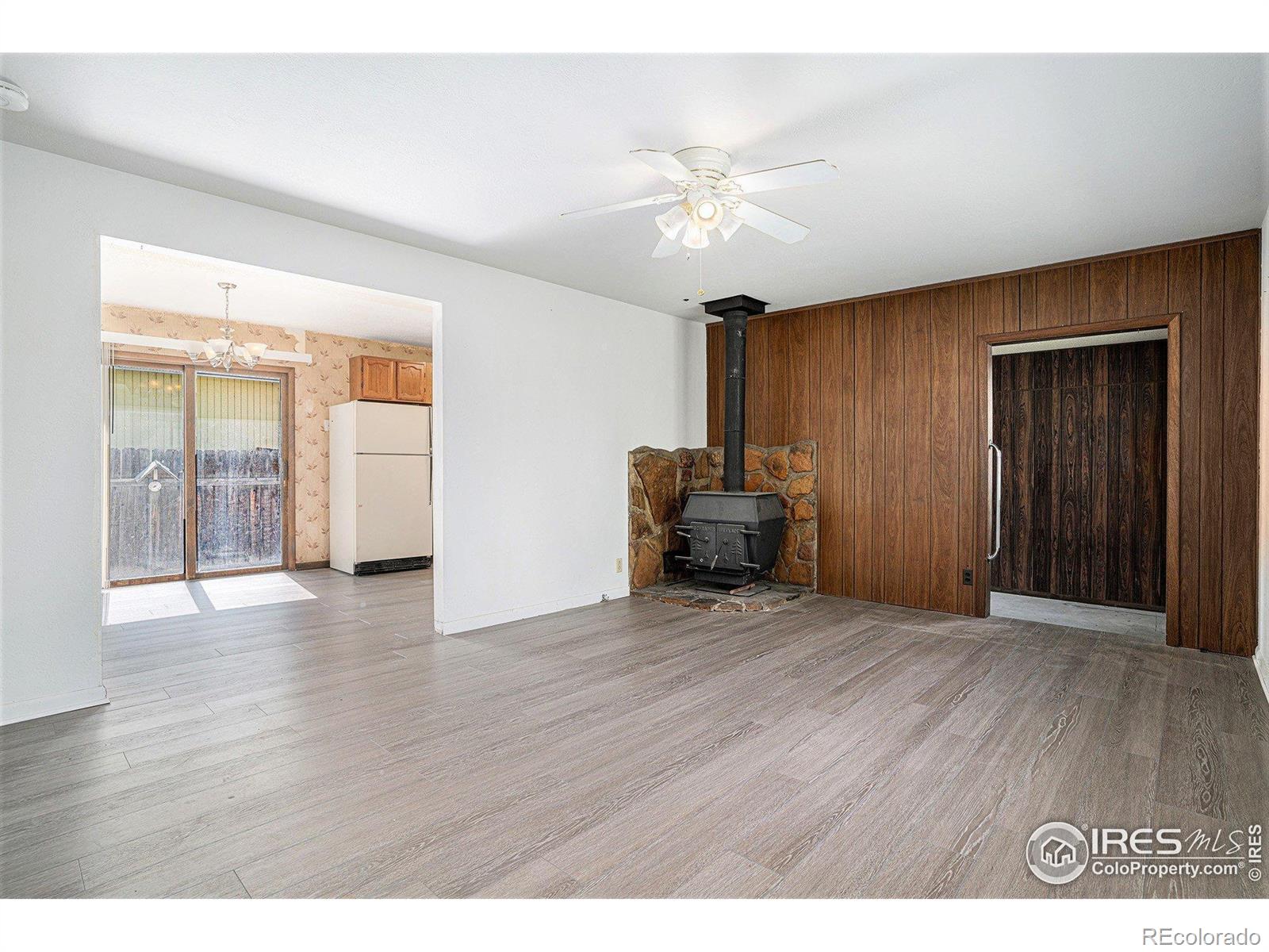 MLS Image #4 for 642 w 9th street,loveland, Colorado