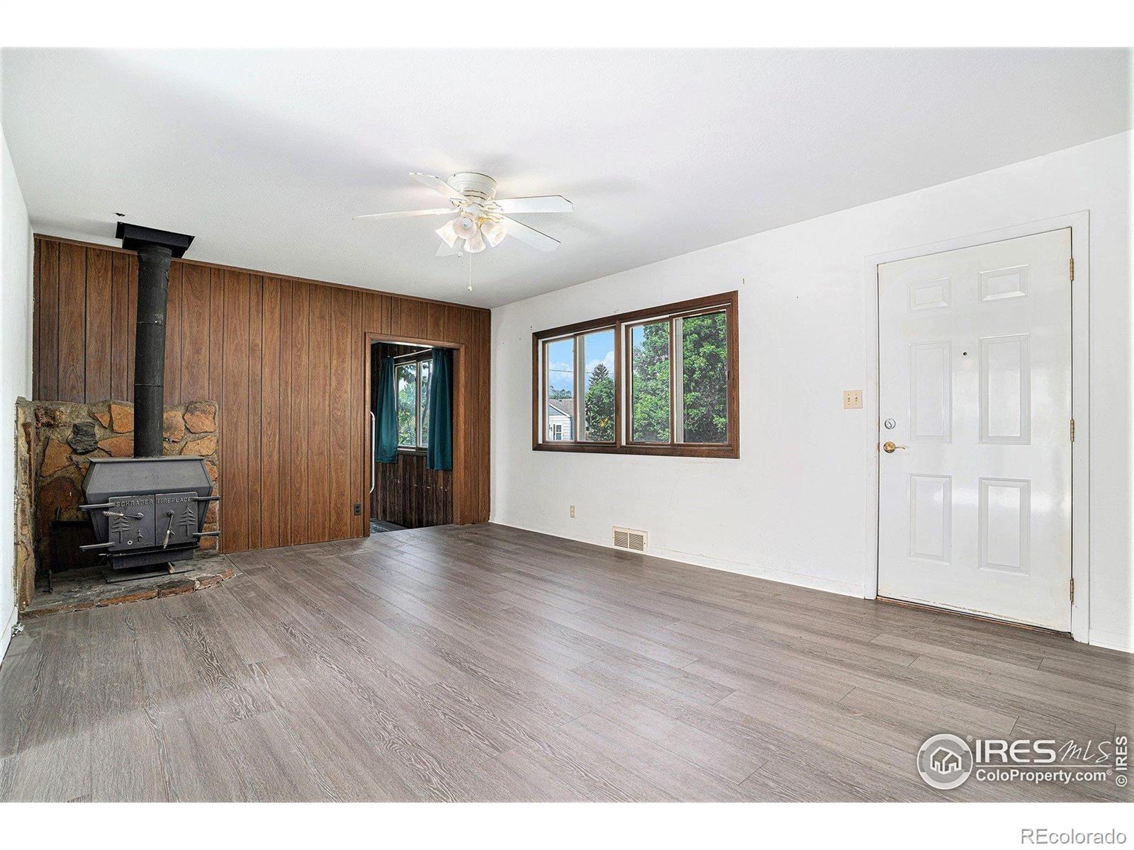 MLS Image #5 for 642 w 9th street,loveland, Colorado