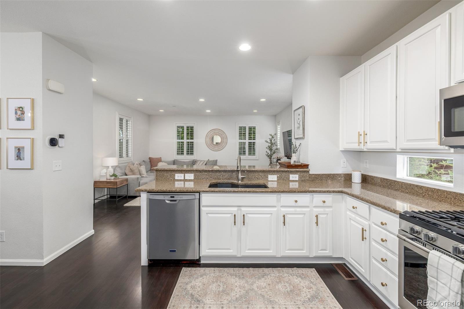 MLS Image #12 for 3433 n wabash street,denver, Colorado