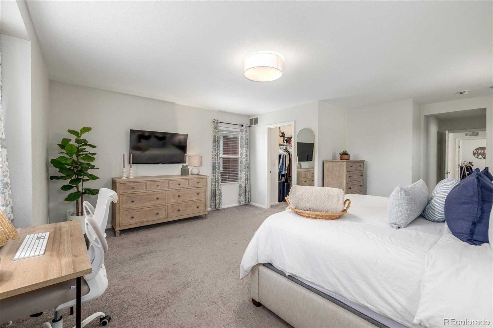 MLS Image #18 for 3433 n wabash street,denver, Colorado