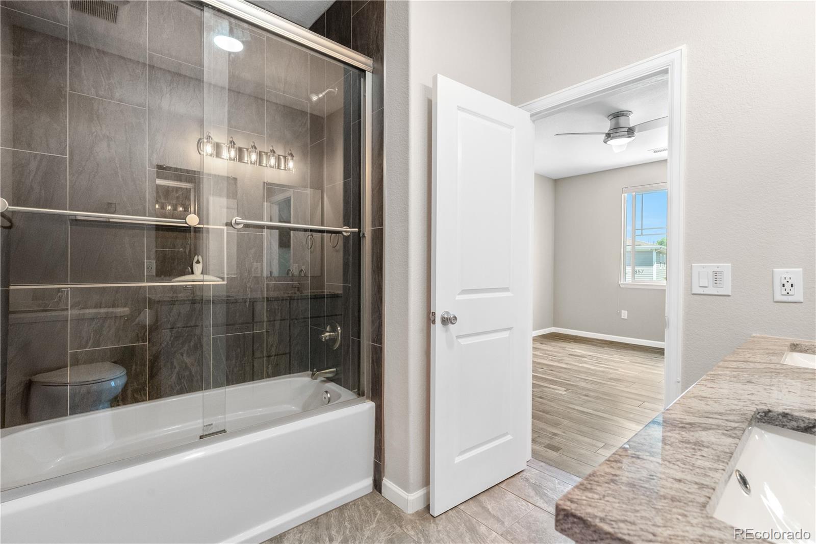 MLS Image #18 for 847 e 98th avenue,thornton, Colorado