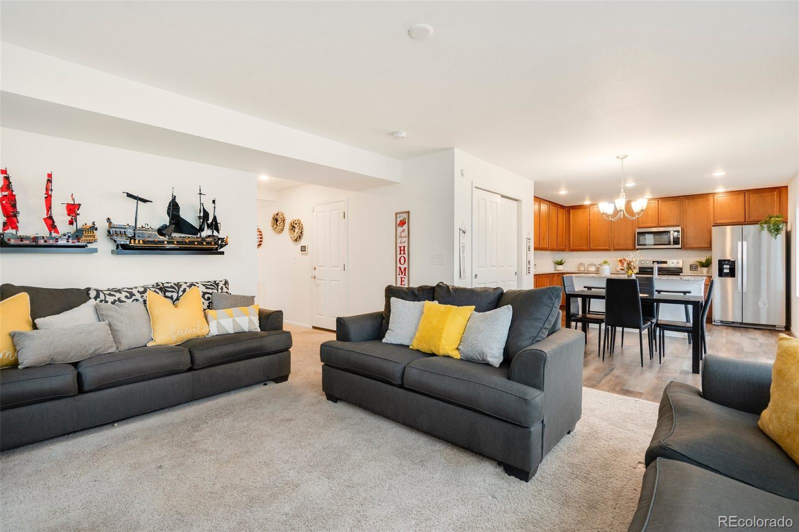 MLS Image #3 for 10573  luneth drive,colorado springs, Colorado