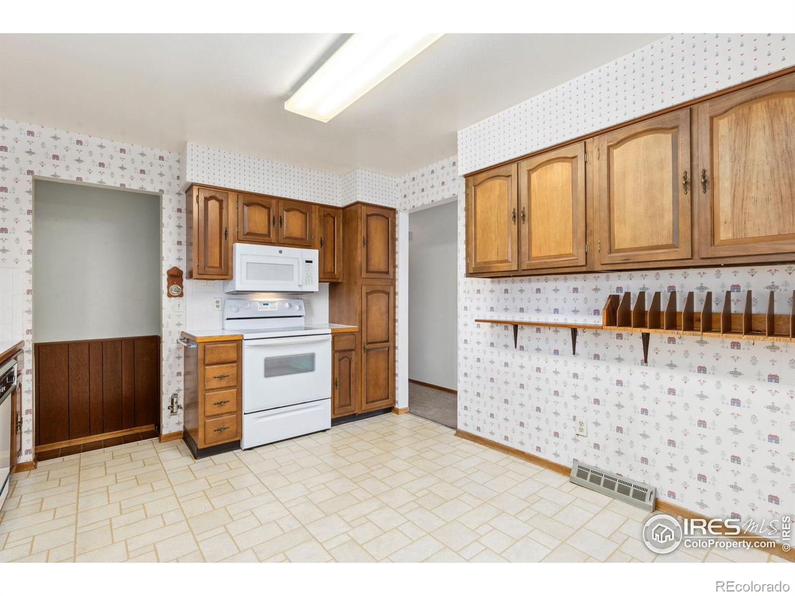 MLS Image #3 for 40  cornell drive,longmont, Colorado