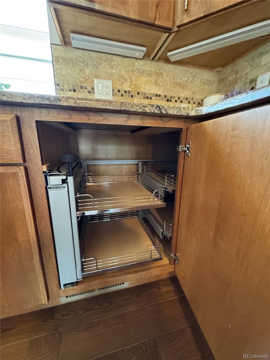 MLS Image #15 for 8721 w 86th avenue,arvada, Colorado