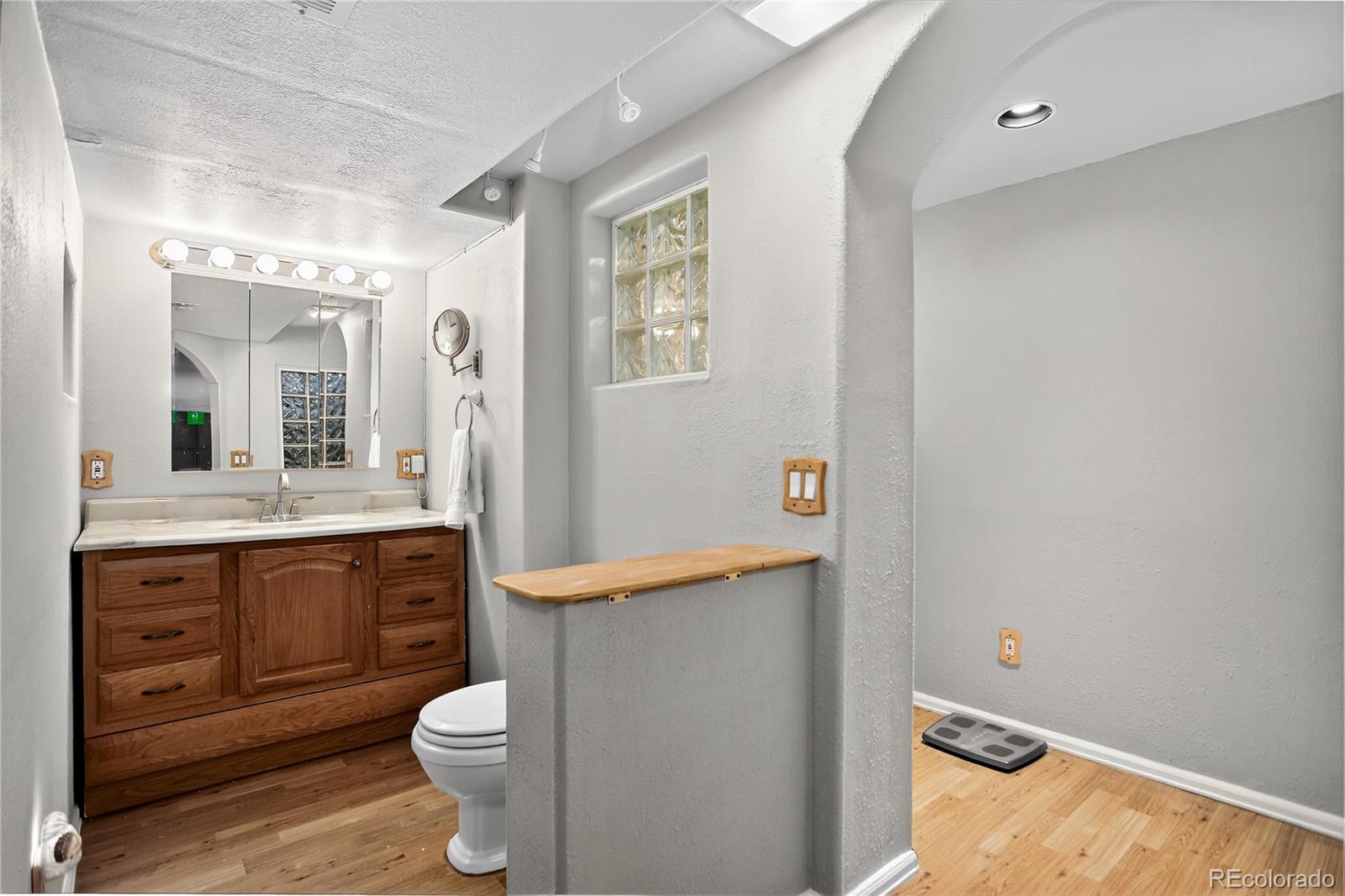 MLS Image #26 for 8721 w 86th avenue,arvada, Colorado