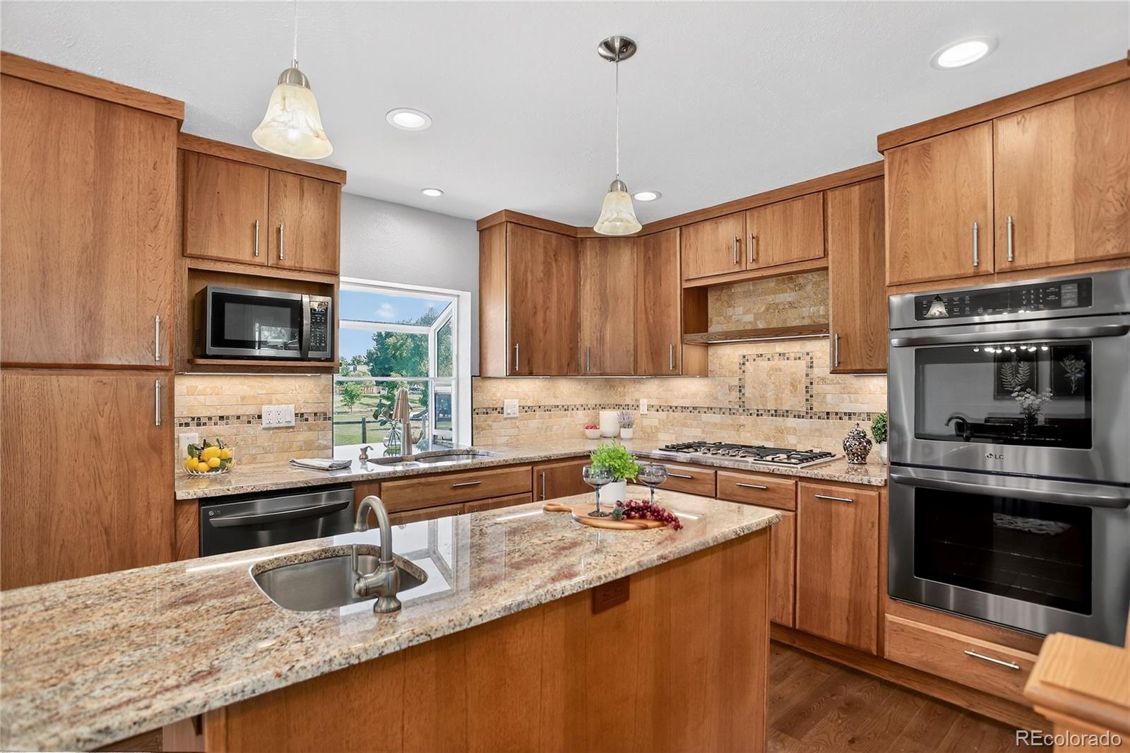 MLS Image #9 for 8721 w 86th avenue,arvada, Colorado