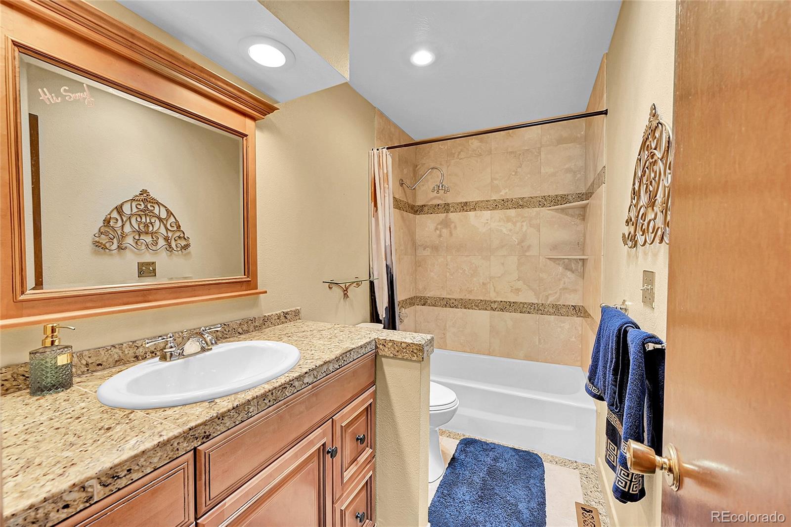 MLS Image #13 for 12348  elizabeth court,thornton, Colorado
