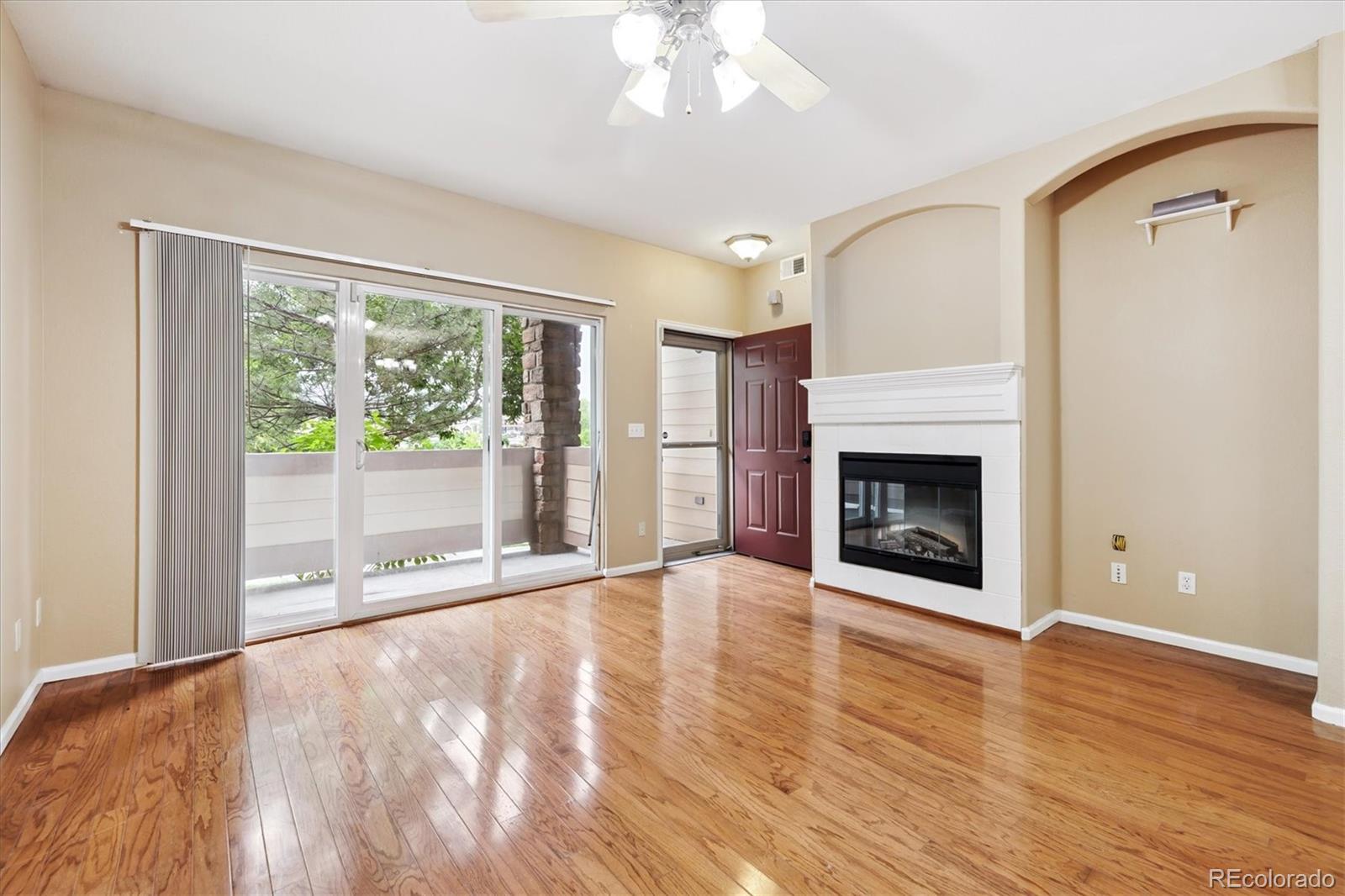 MLS Image #1 for 7111 s wenatchee way c,aurora, Colorado
