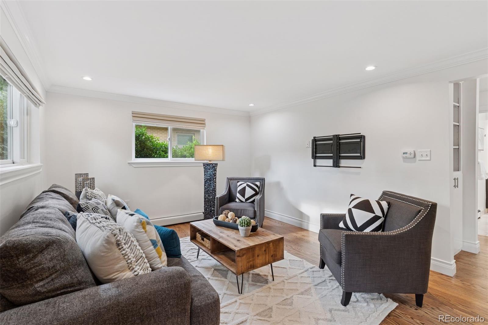 MLS Image #29 for 3190 s detroit street,denver, Colorado