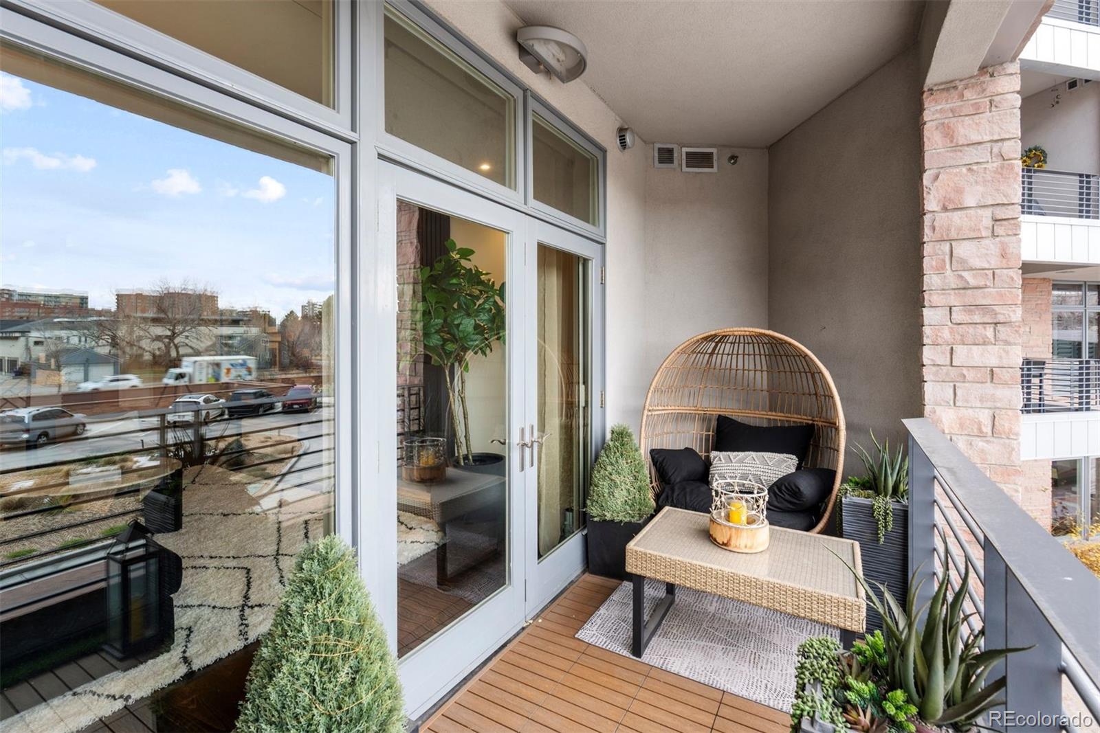 MLS Image #6 for 333 s monroe street,denver, Colorado