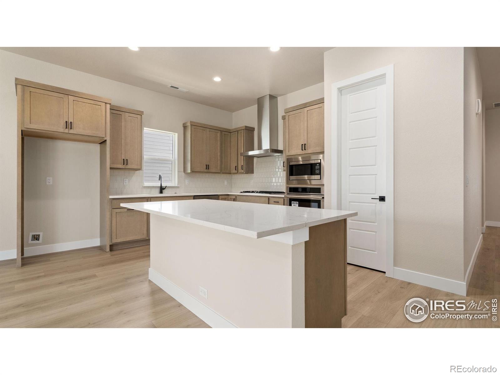 MLS Image #3 for 1780  barefoot drive,windsor, Colorado